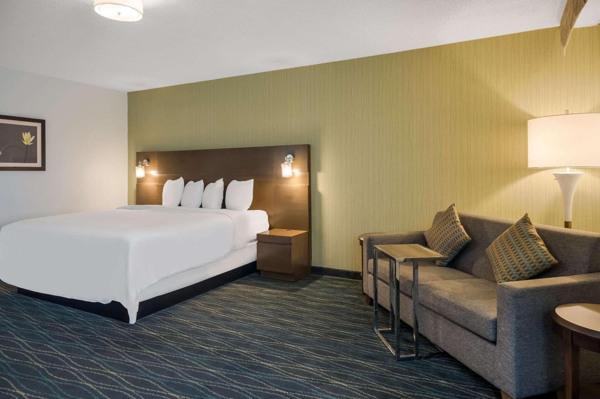 Radisson Hotel Grand Rapids Riverfront gallery photo in Grand Rapids, MI — image 58