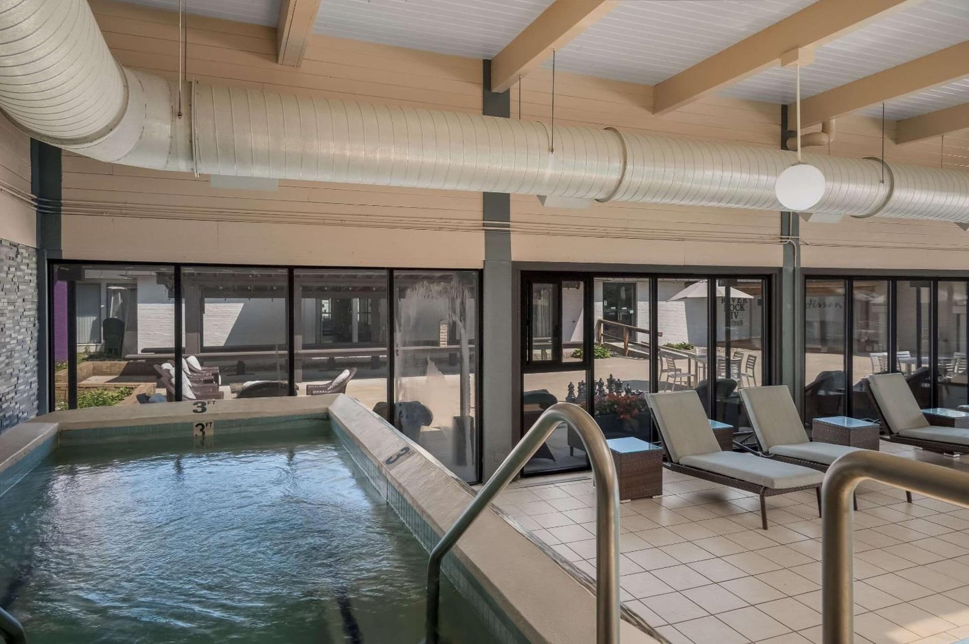 Radisson Hotel Grand Rapids Riverfront gallery photo in Grand Rapids, MI — image 21