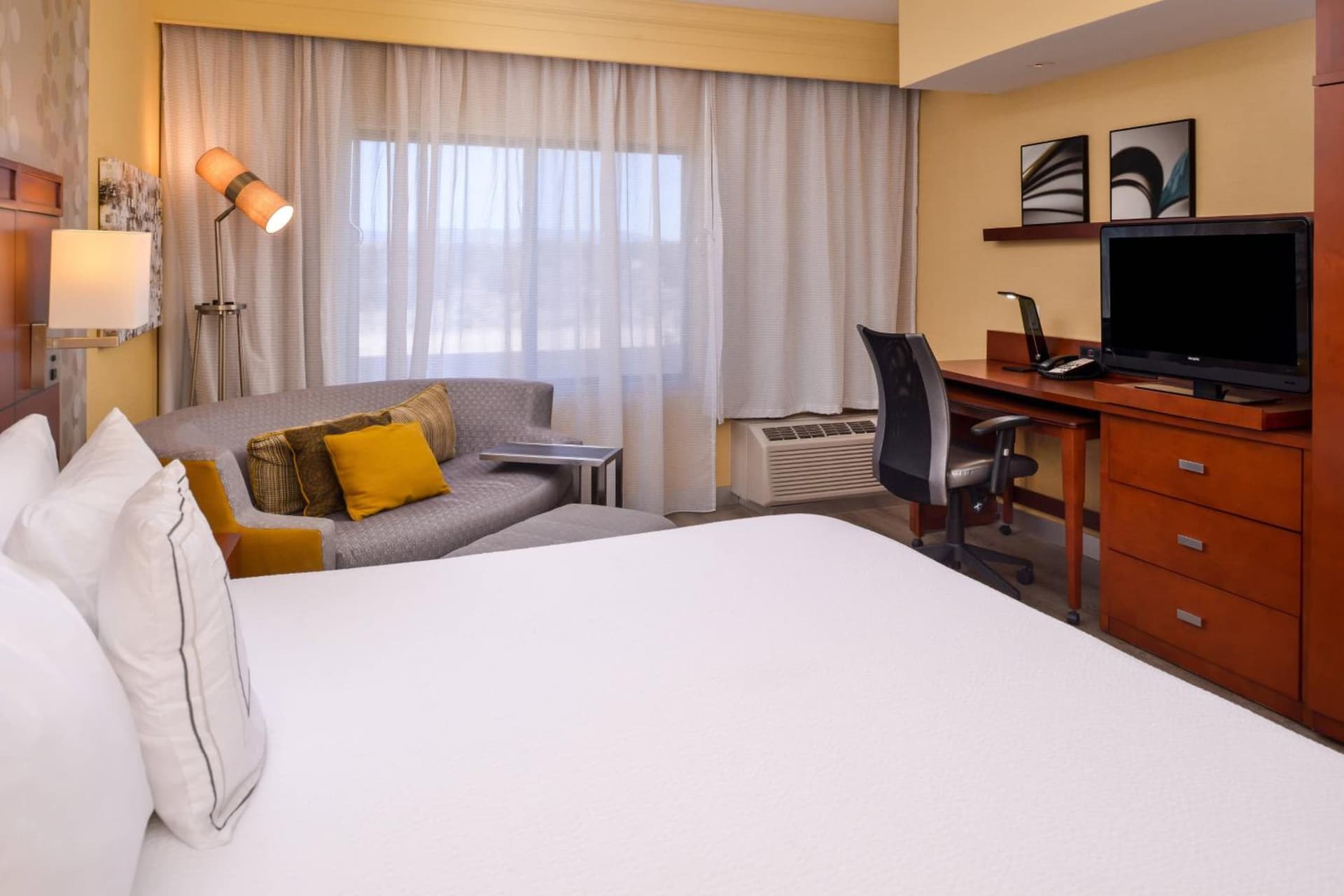 Courtyard by Marriott Victorville Hesperia gallery photo in Hesperia, CA — image 26