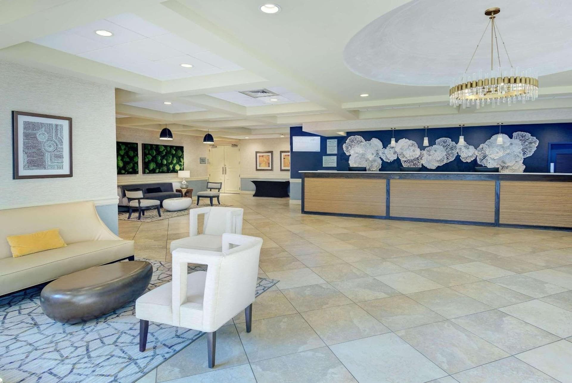 Radisson Hotel Freehold interior in Freehold, NJ — gallery photo 2