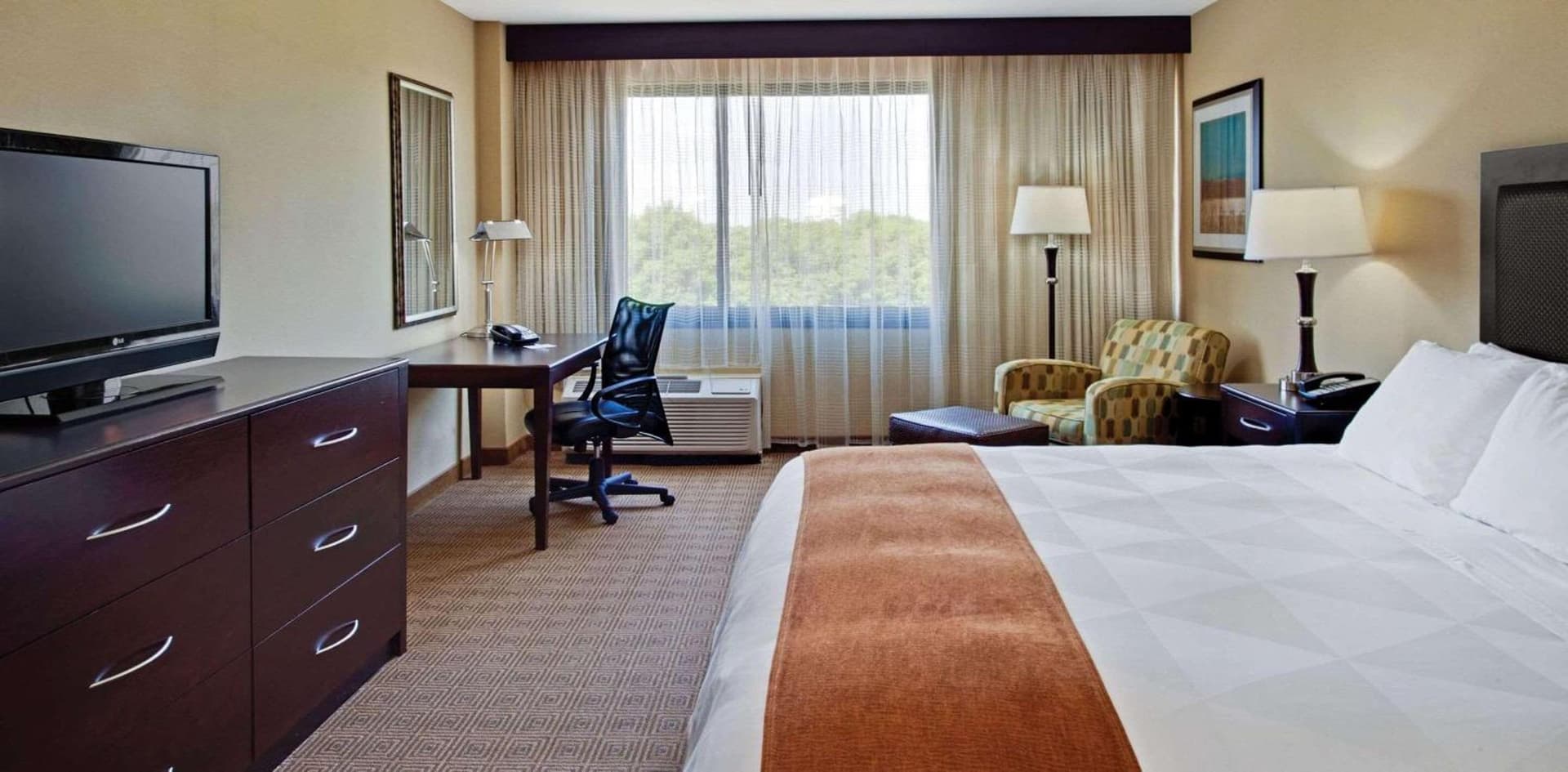 Radisson Hotel Freehold gallery photo in Freehold, NJ — image 40