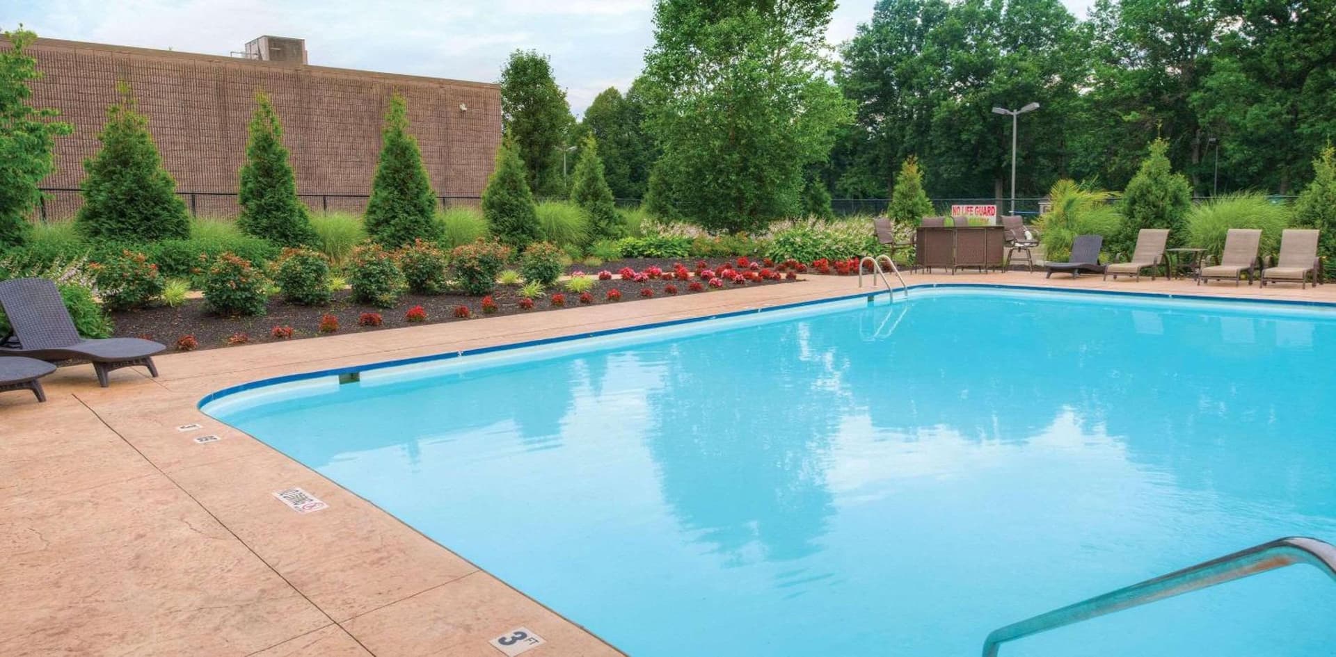 Radisson Hotel Freehold gallery photo in Freehold, NJ — image 8