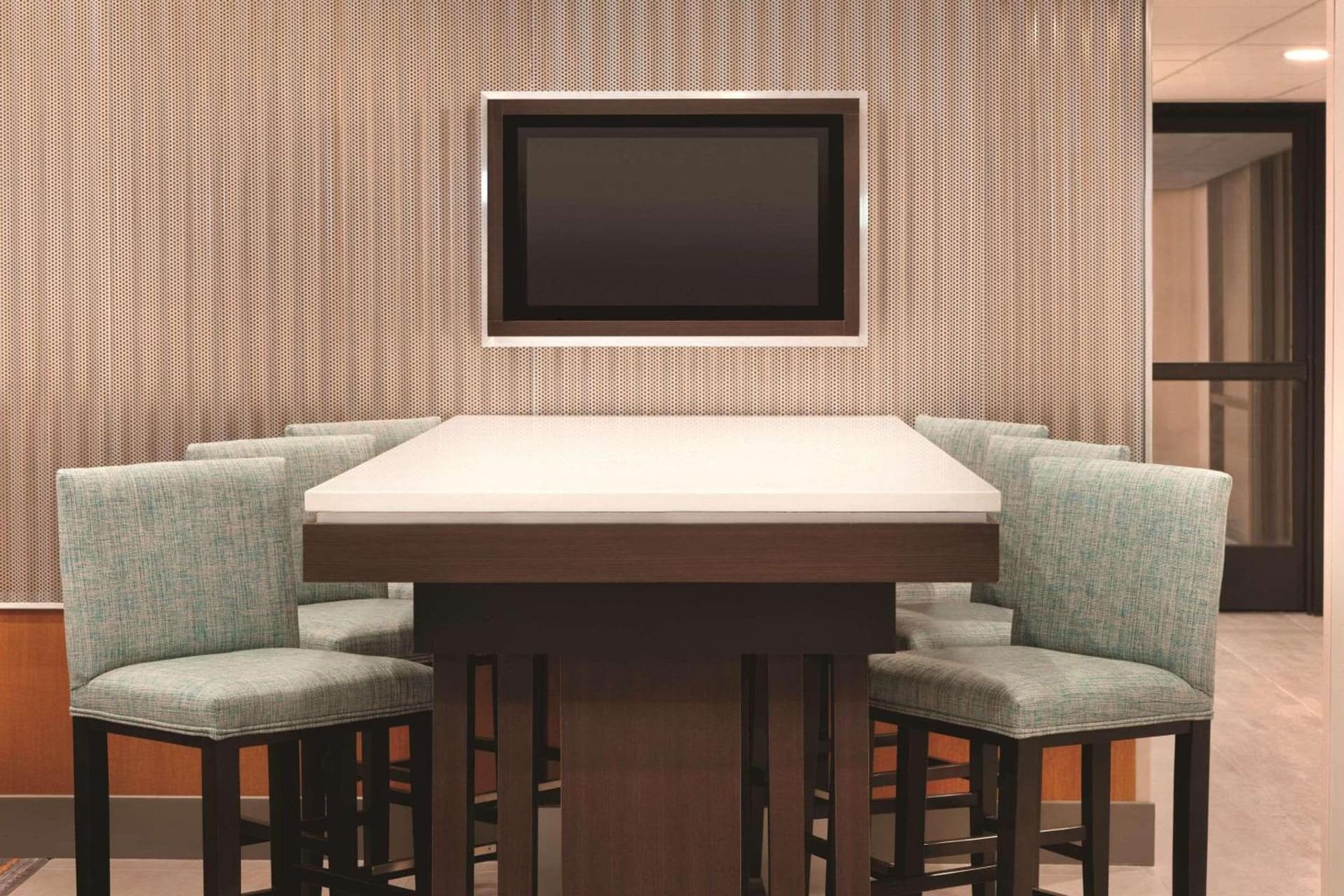 Radisson Hotel Charlotte Airport gallery photo in Charlotte, NC — image 31