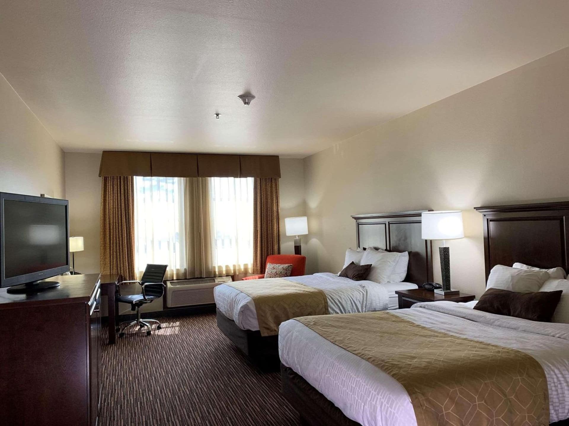 Radisson Hotel River Falls gallery photo in River Falls, WI — image 13