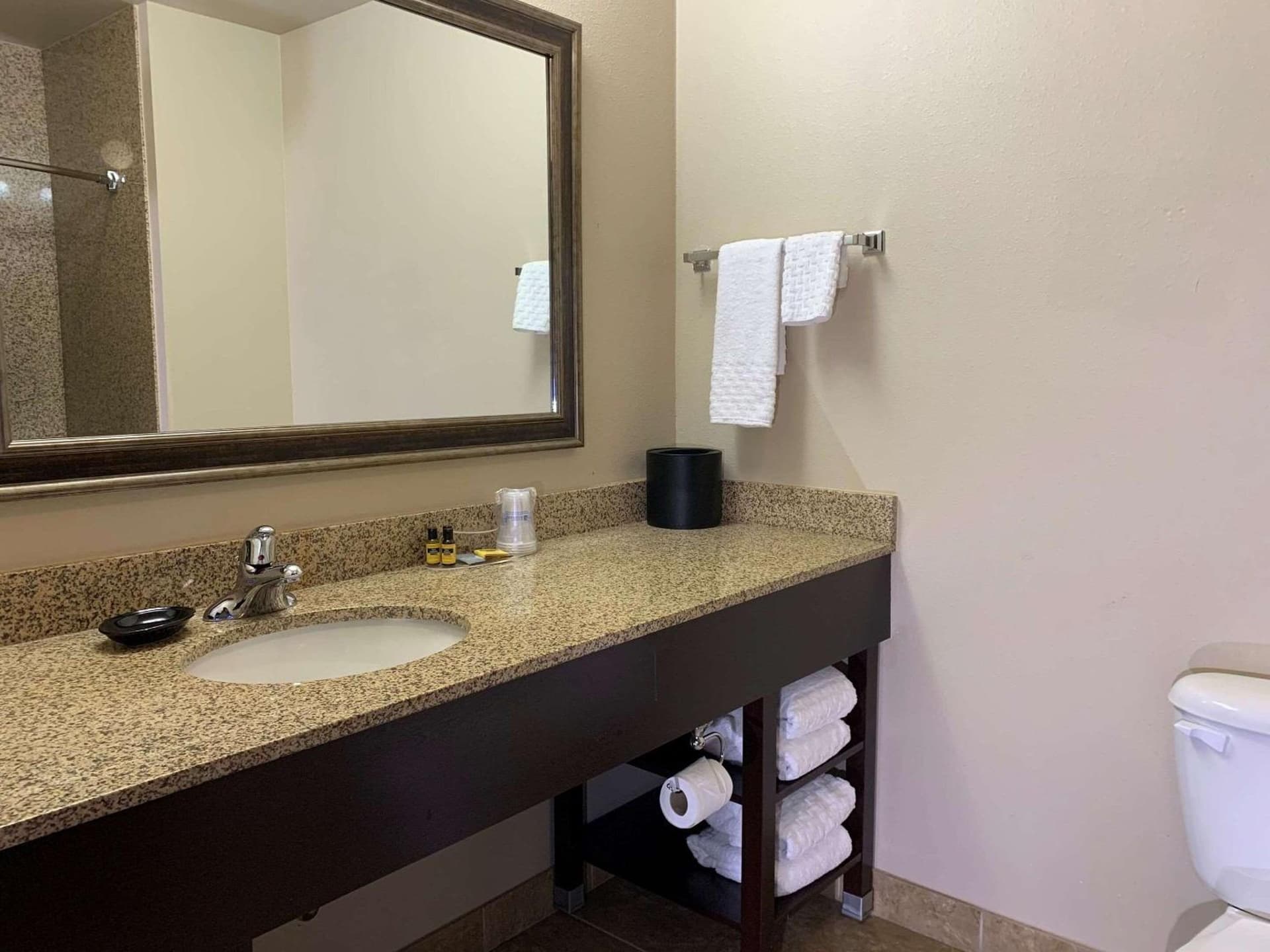 Radisson Hotel River Falls gallery photo in River Falls, WI — image 15