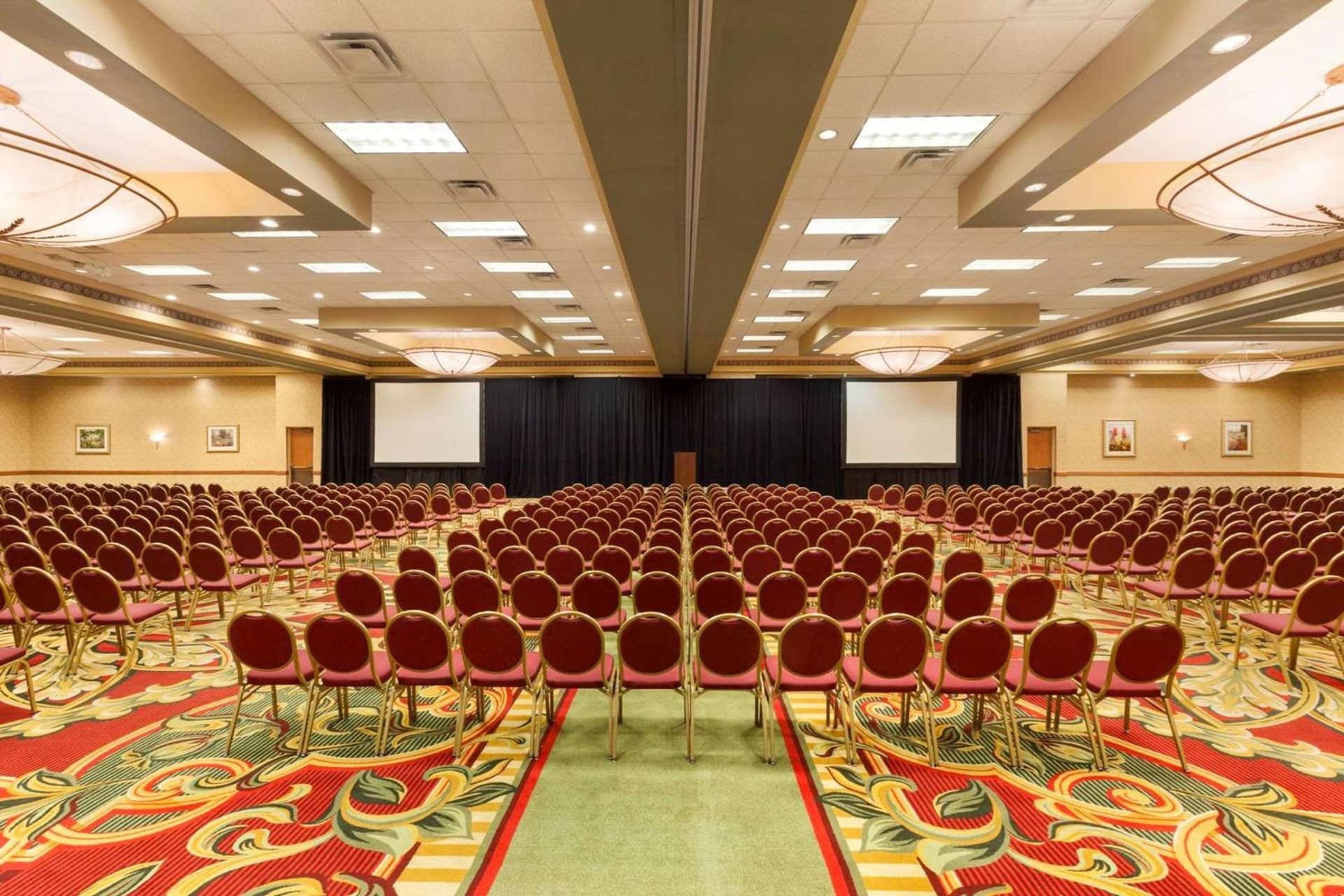Radisson Hotel Cedar Rapids gallery photo in Cedar Rapids, IA — image 38