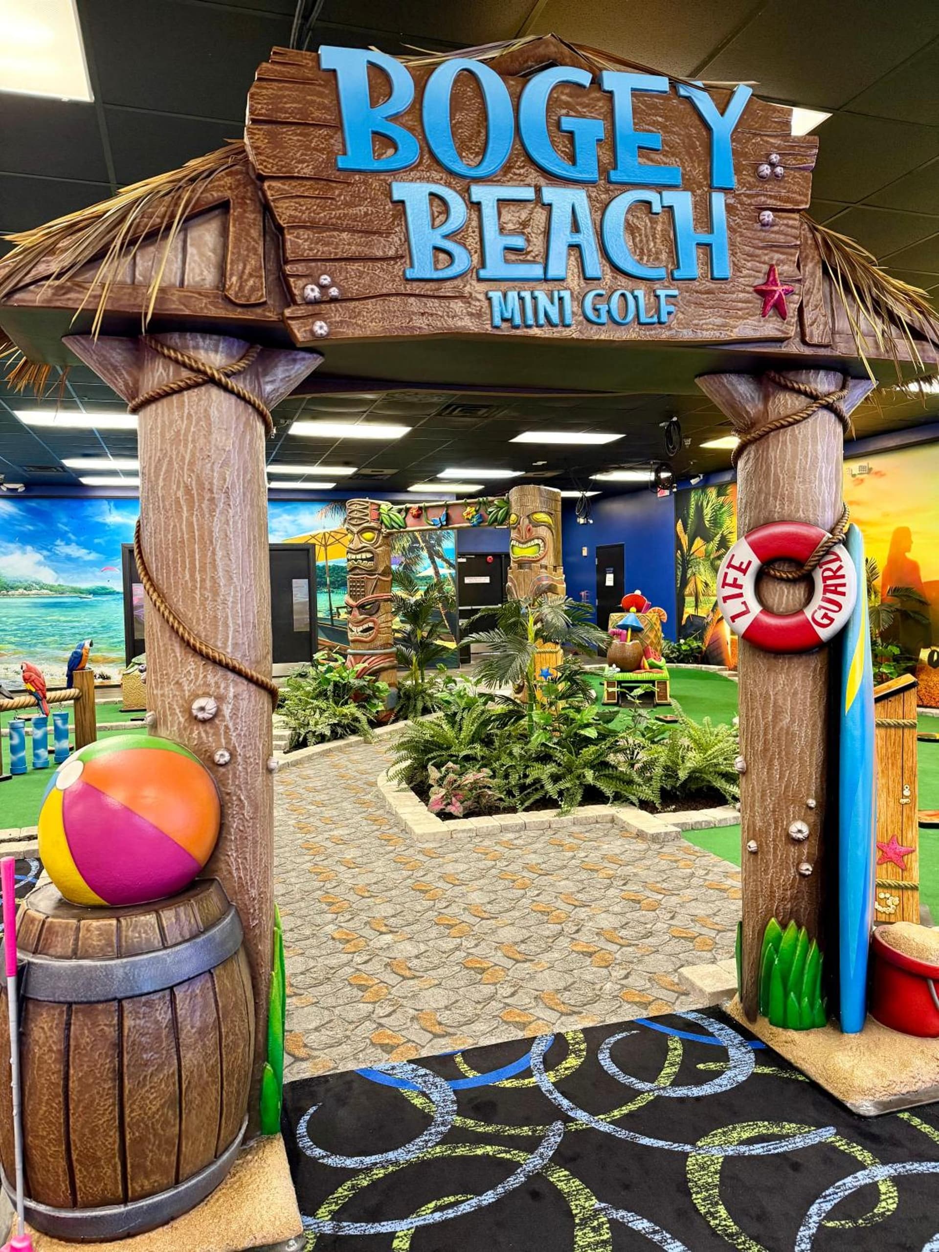 Coco Key Hotel & Water Park Resort interior in Orlando, FL — gallery photo 2