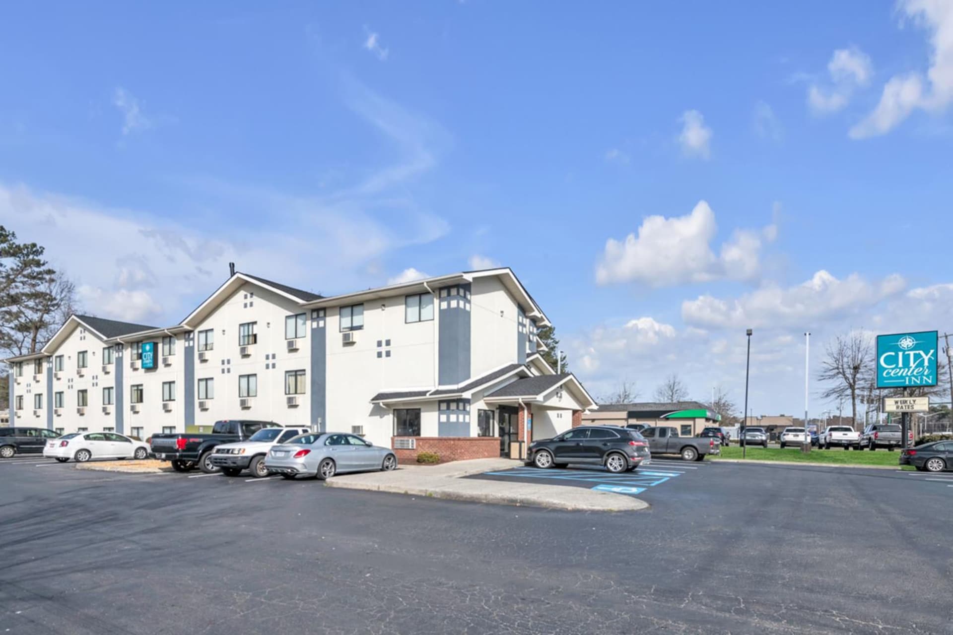 City Centre Inn at Newport News gallery photo in Newport News, VA — image 22