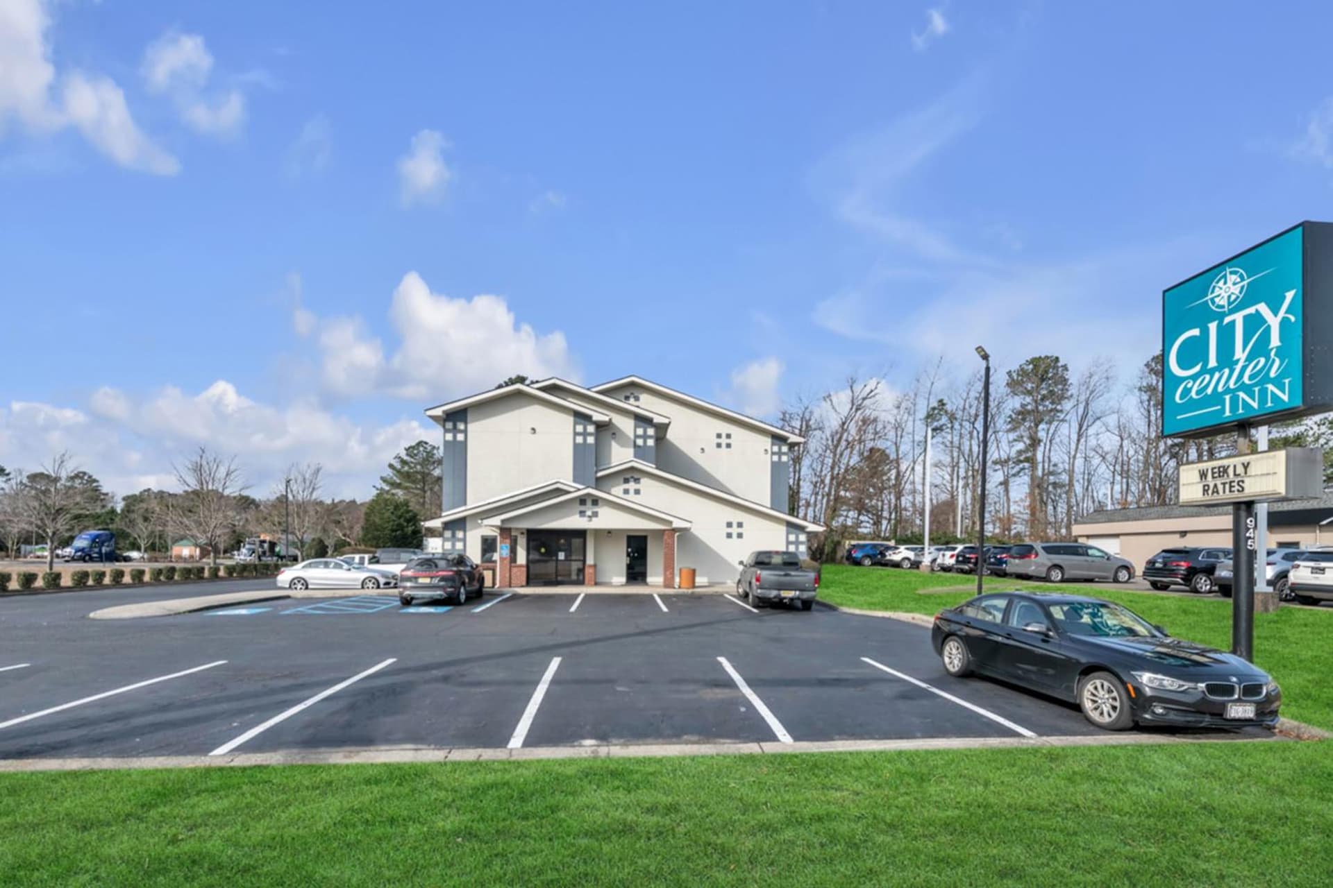 City Centre Inn at Newport News interior in Newport News, VA — gallery photo 2