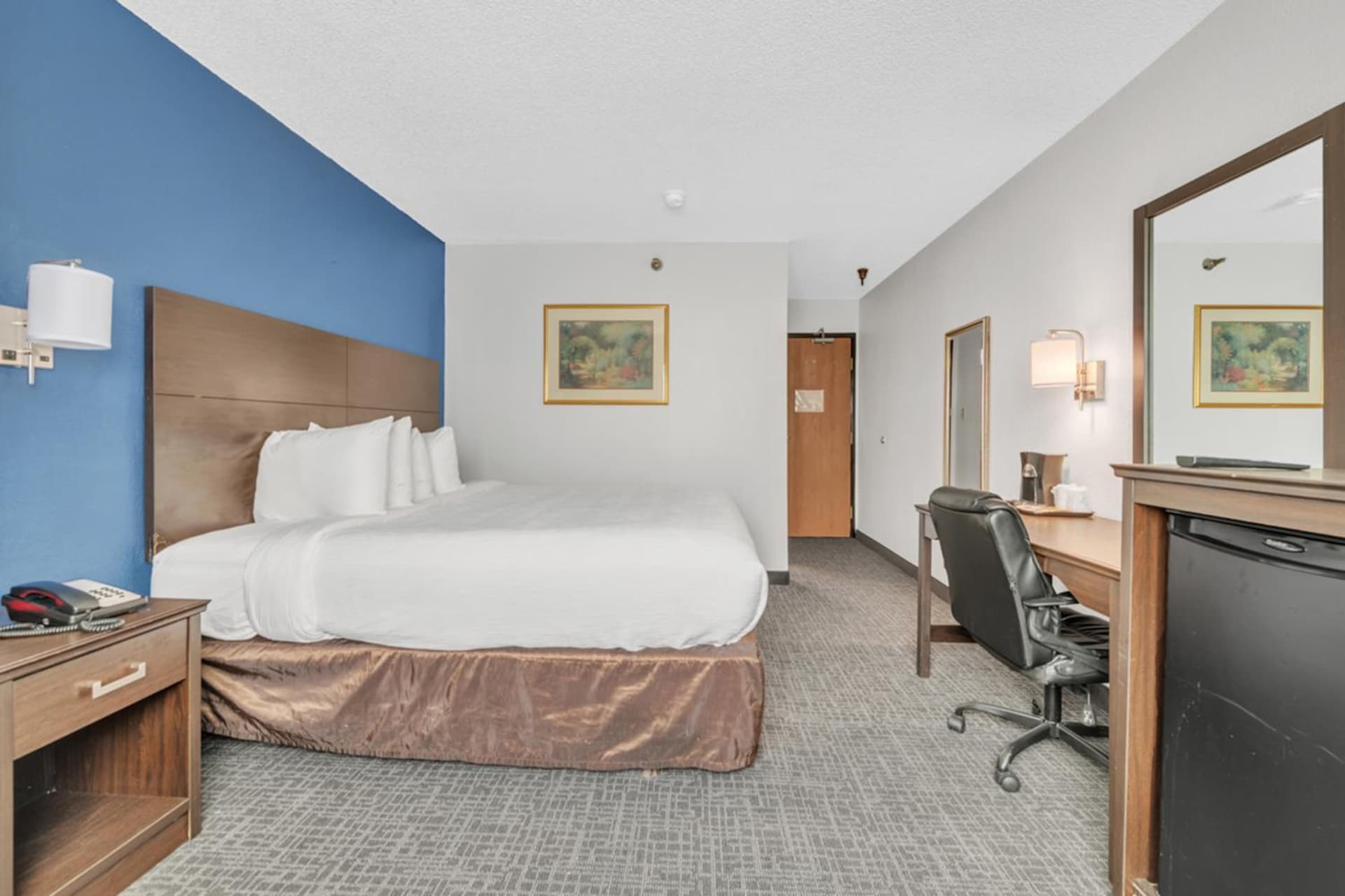 City Centre Inn at Newport News gallery photo in Newport News, VA — image 26