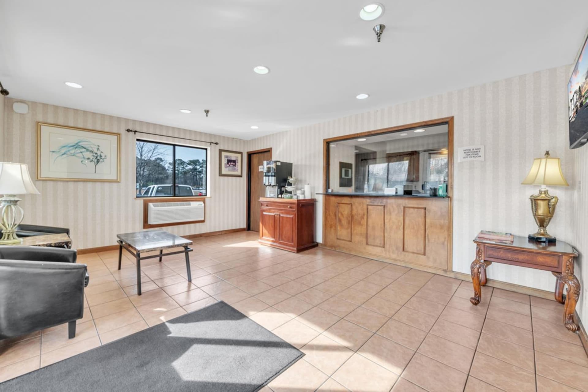 City Centre Inn at Newport News gallery photo in Newport News, VA — image 40