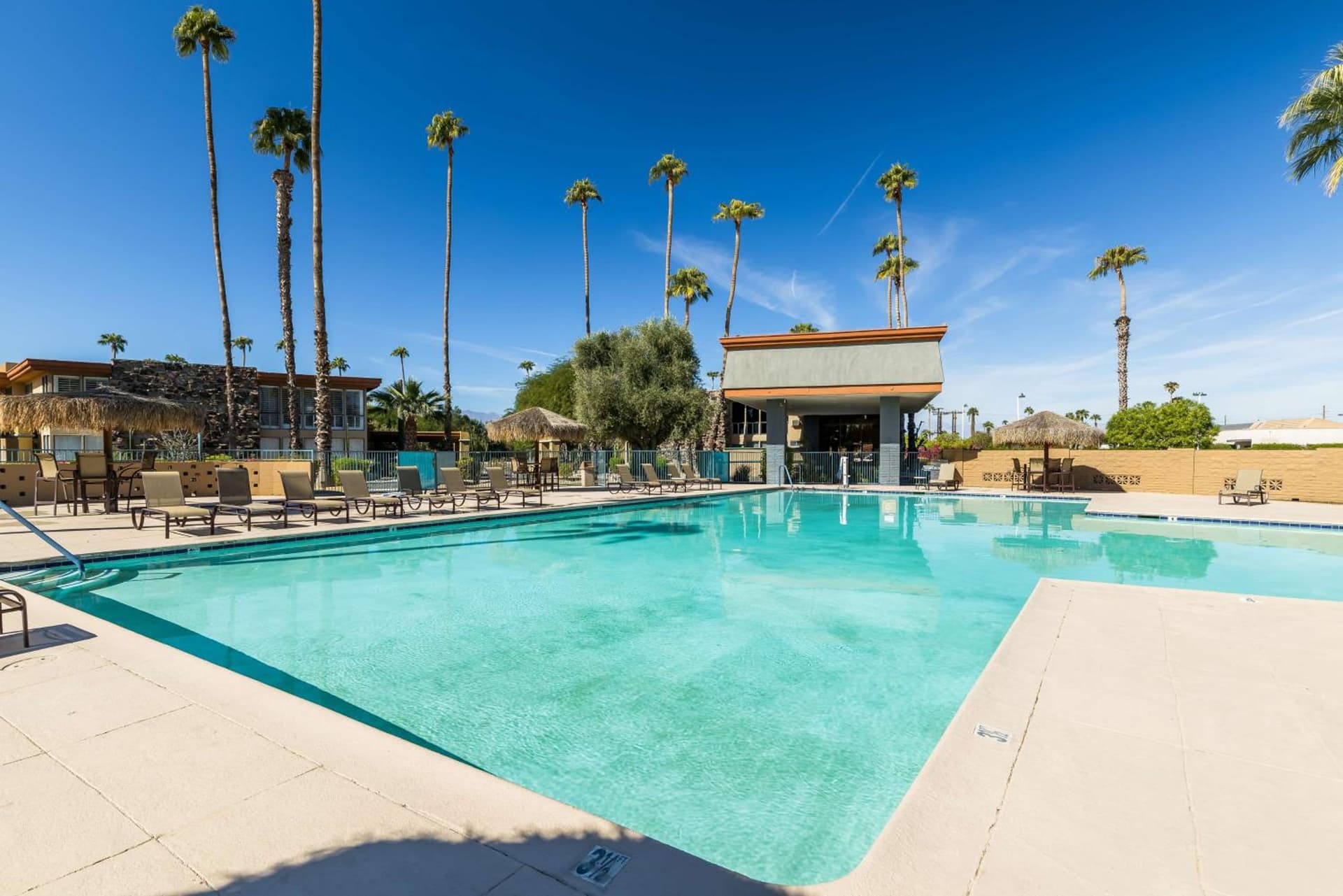 Best Western Date Tree Hotel interior in Indio, CA — gallery photo 2
