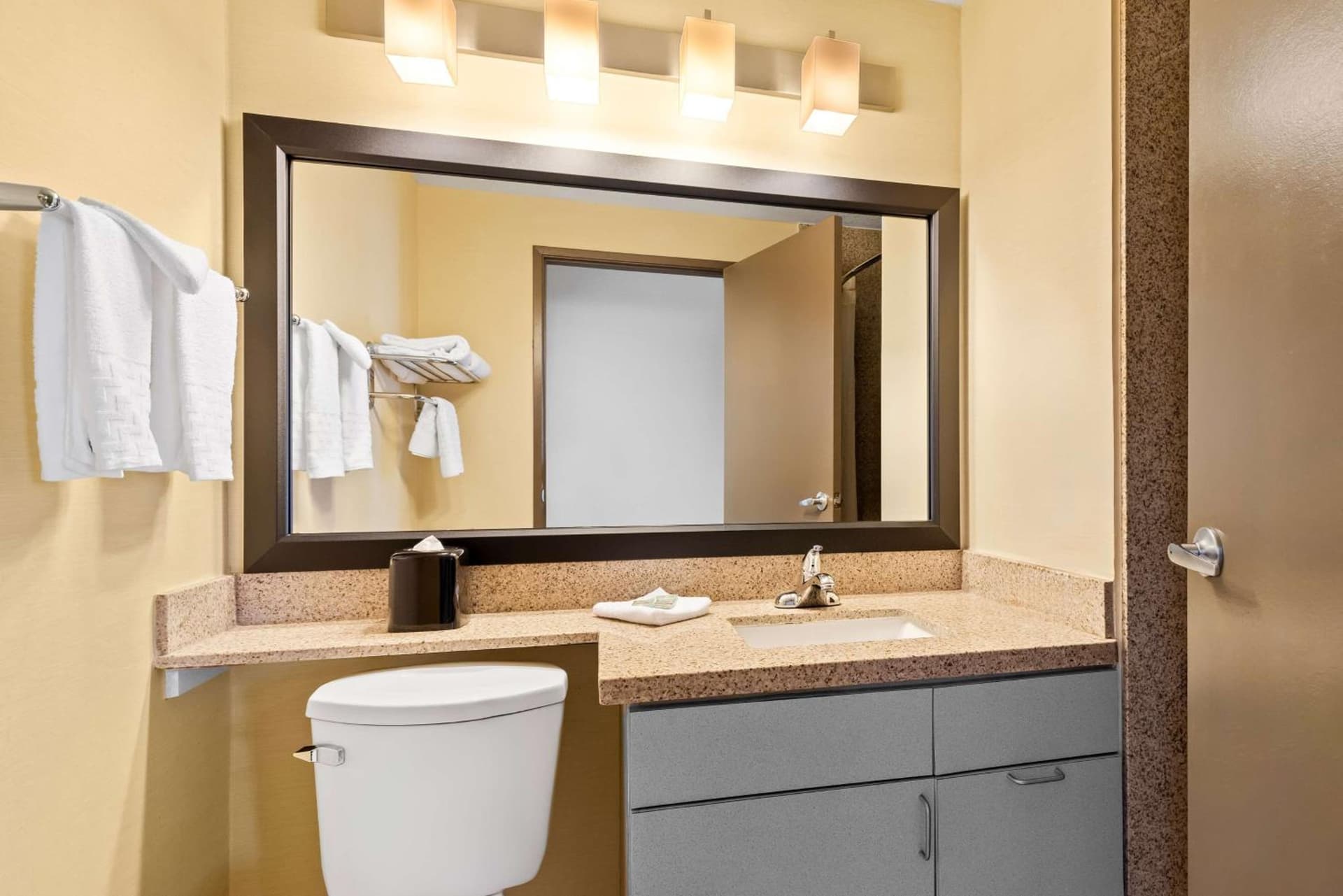 Best Western Date Tree Hotel gallery photo in Indio, CA — image 33