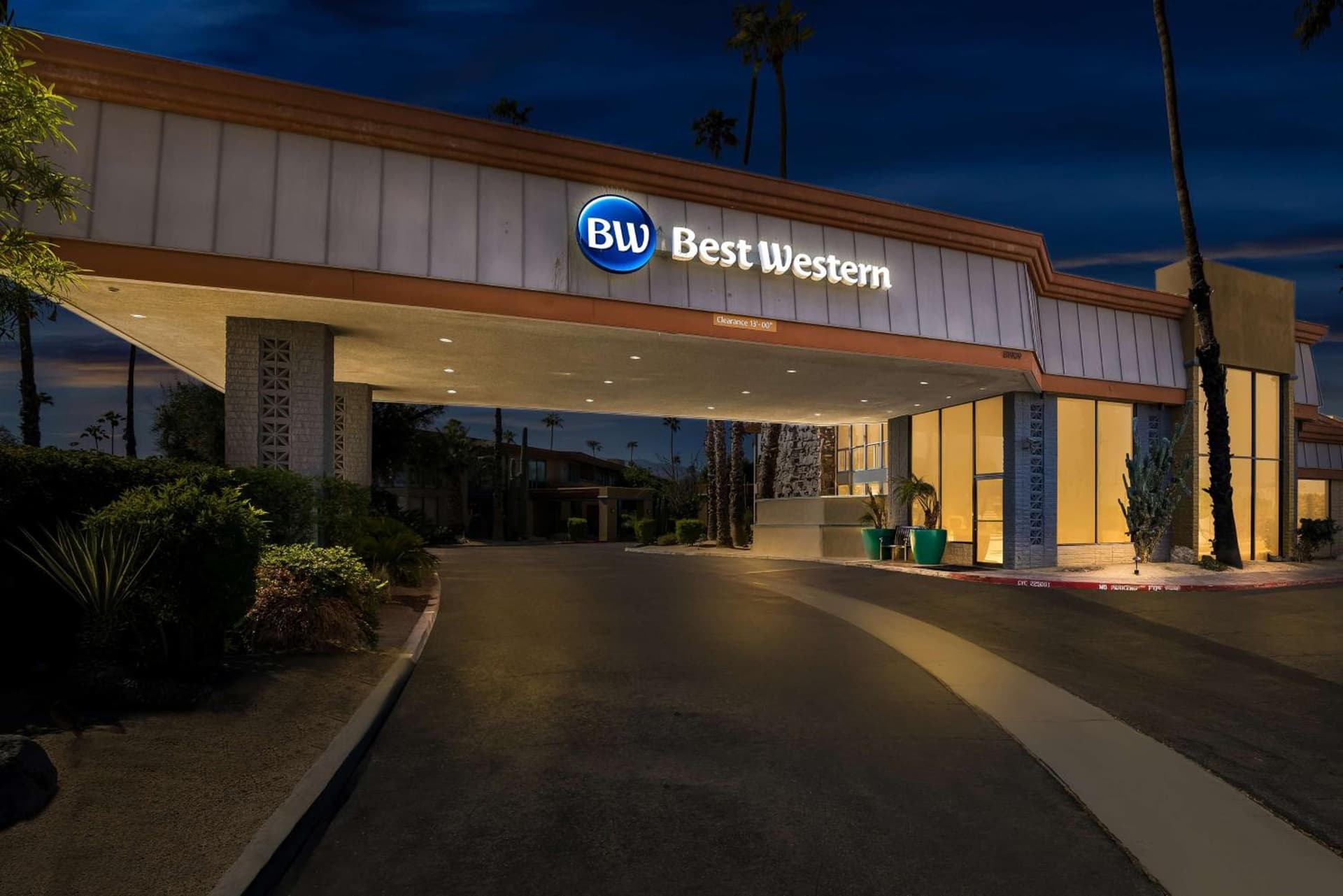 Best Western Date Tree Hotel property views in Indio, CA — gallery photo 3