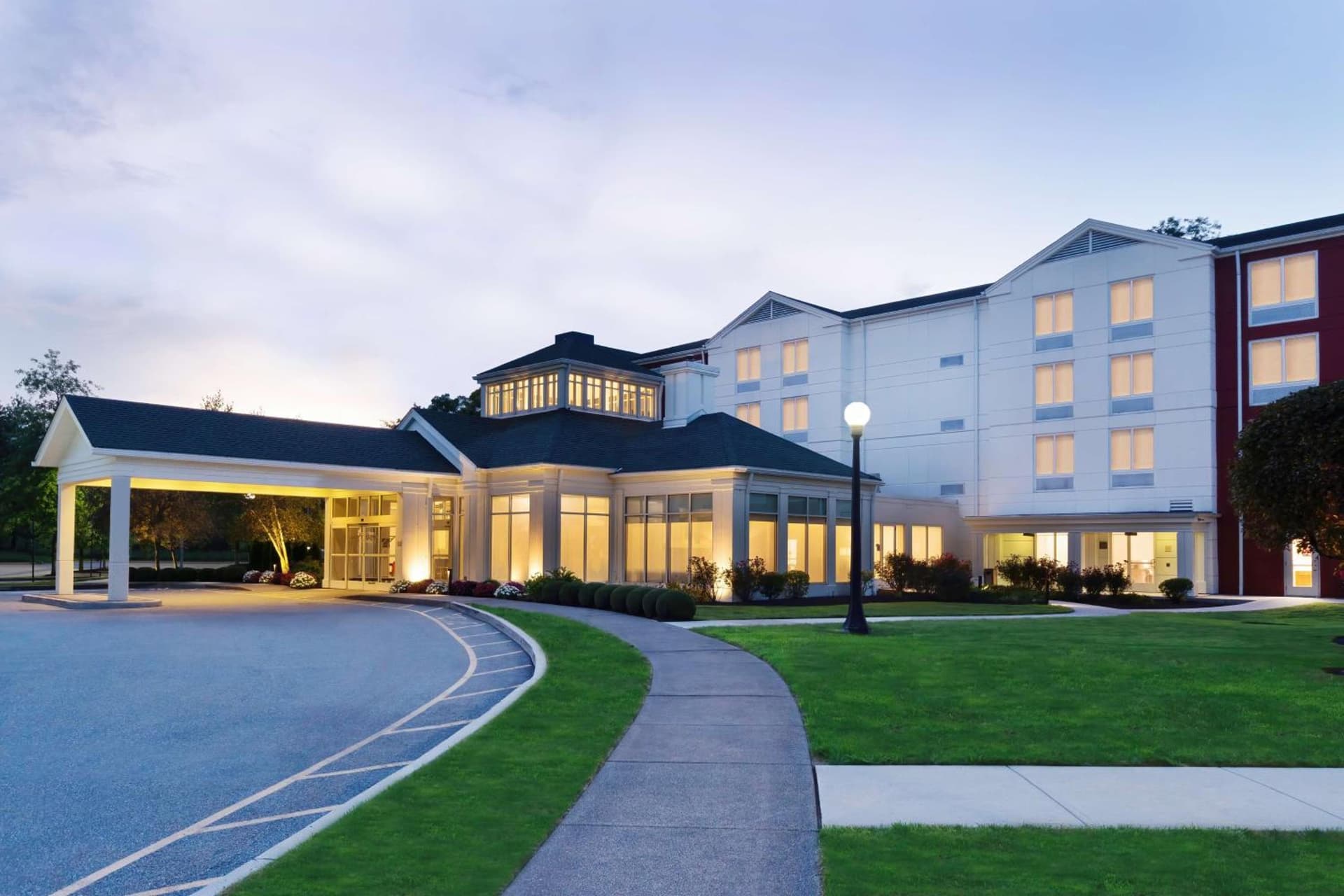 Hilton Garden Inn Danbury property views in Danbury, CT — gallery photo 3