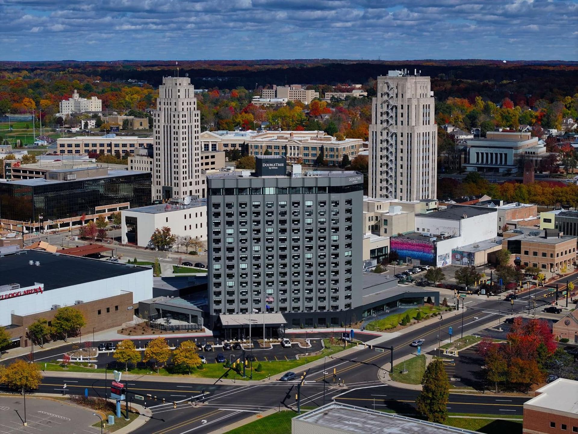 Doubletree By Hilton Battle Creek property views in Battle Creek, MI — gallery photo 3