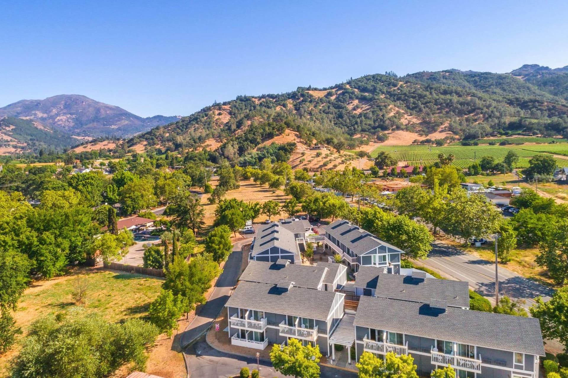 UpValley Inn & Hot Springs, an Ascend Collection Hotel — hotel in Calistoga, California