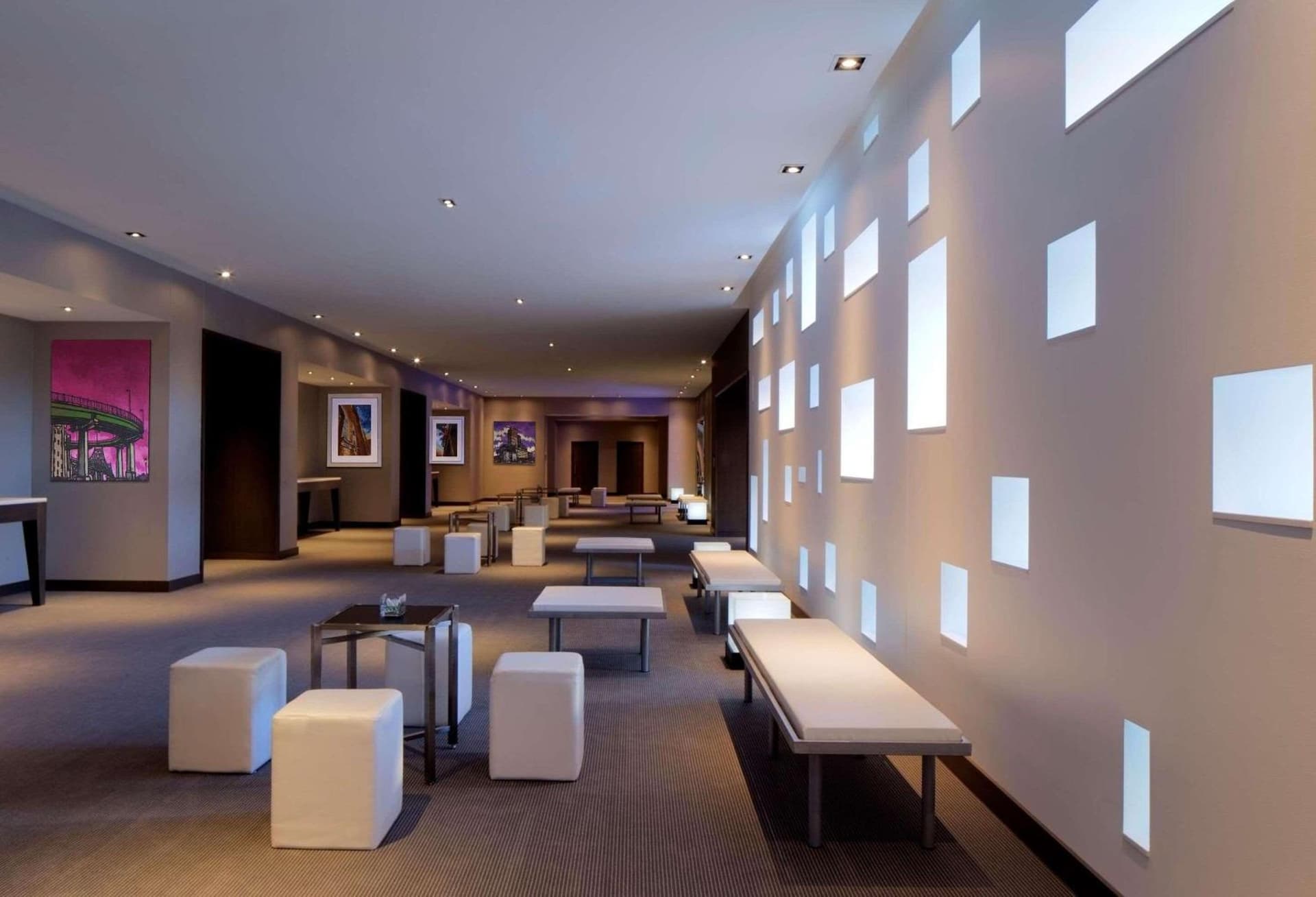 Radisson Blu Mall of America interior in Bloomington, MN — gallery photo 2