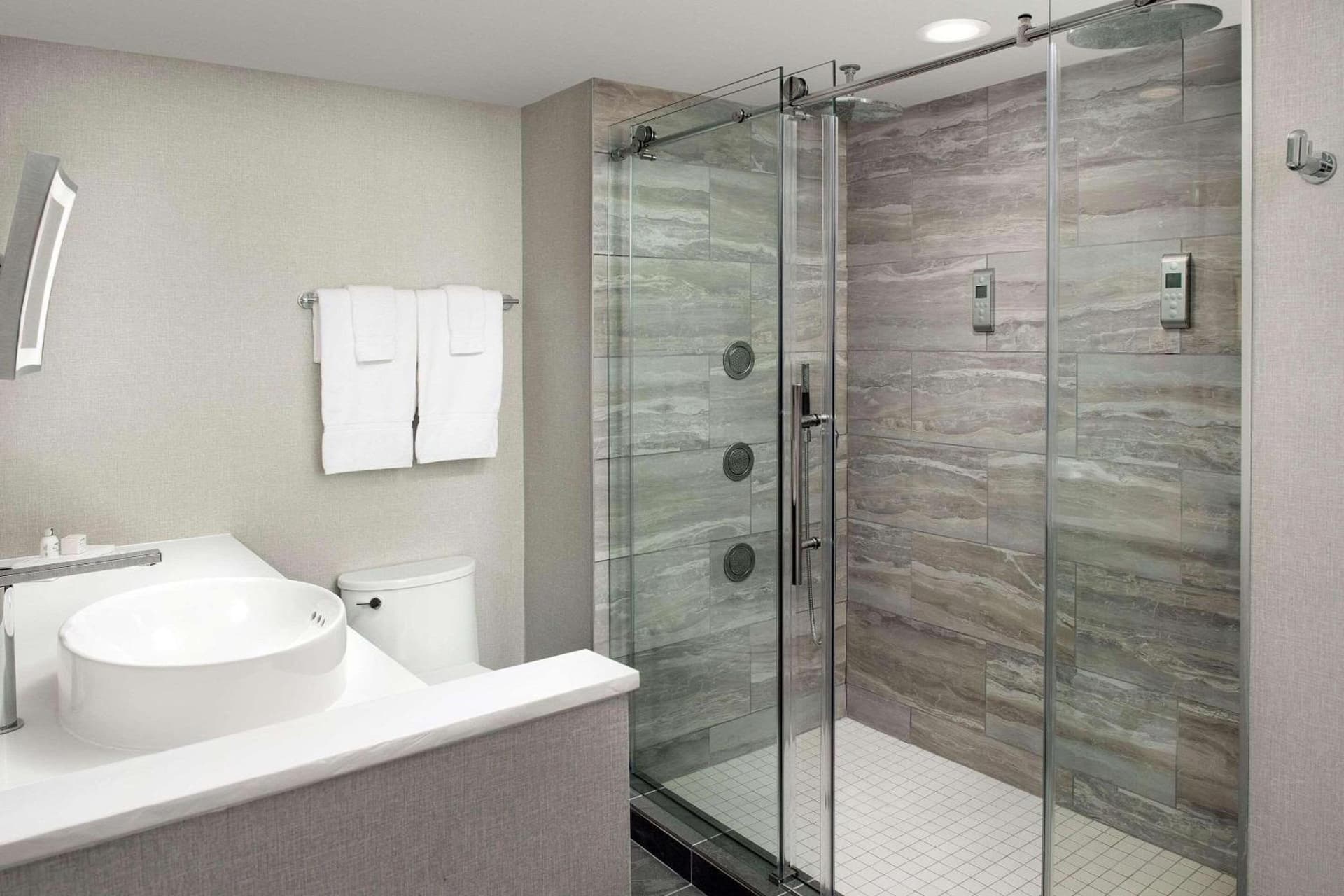 Radisson Blu Fargo gallery photo in Fargo, ND — image 36