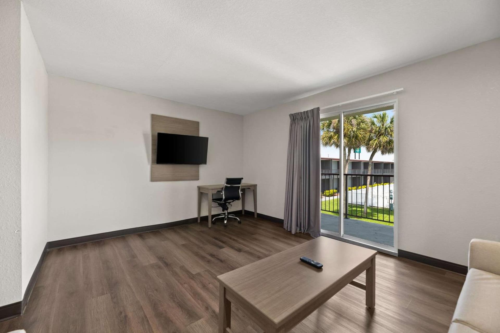 Quality Suites Wildwood - The Villages gallery photo in Wildwood, FL — image 28
