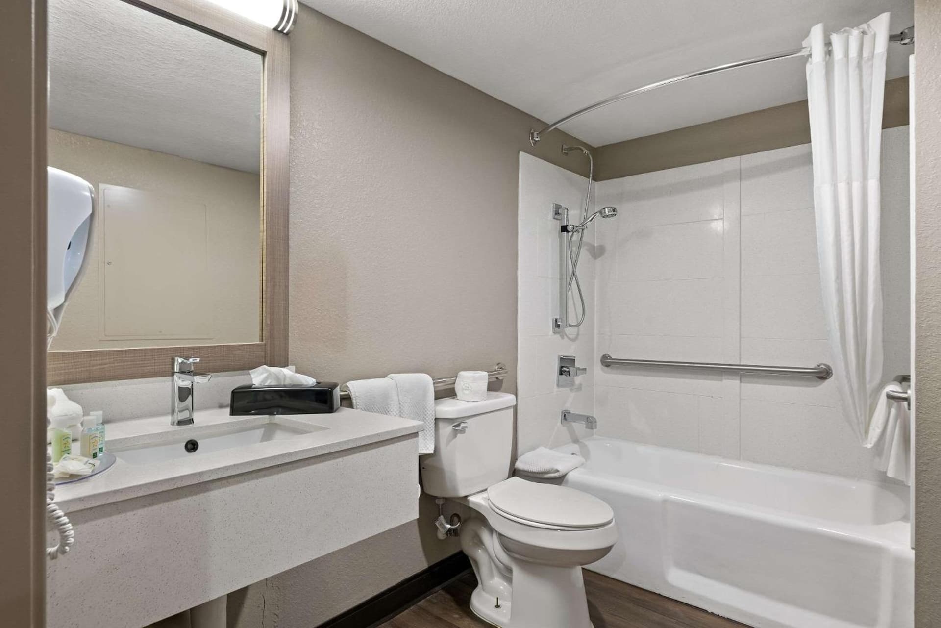 Quality Suites Wildwood - The Villages gallery photo in Wildwood, FL — image 43