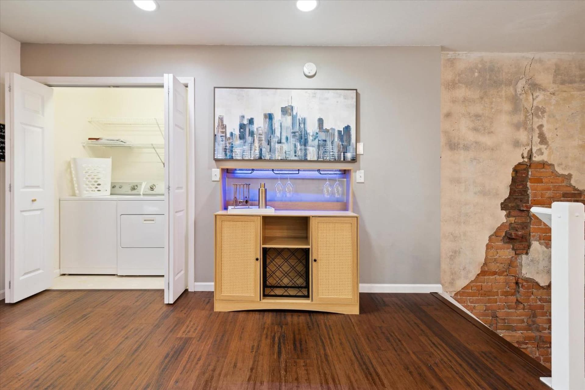 NEW! Luxury Townhome Walkable to everything Downtown Toledo has to offer! gallery photo in Toledo, OH — image 16