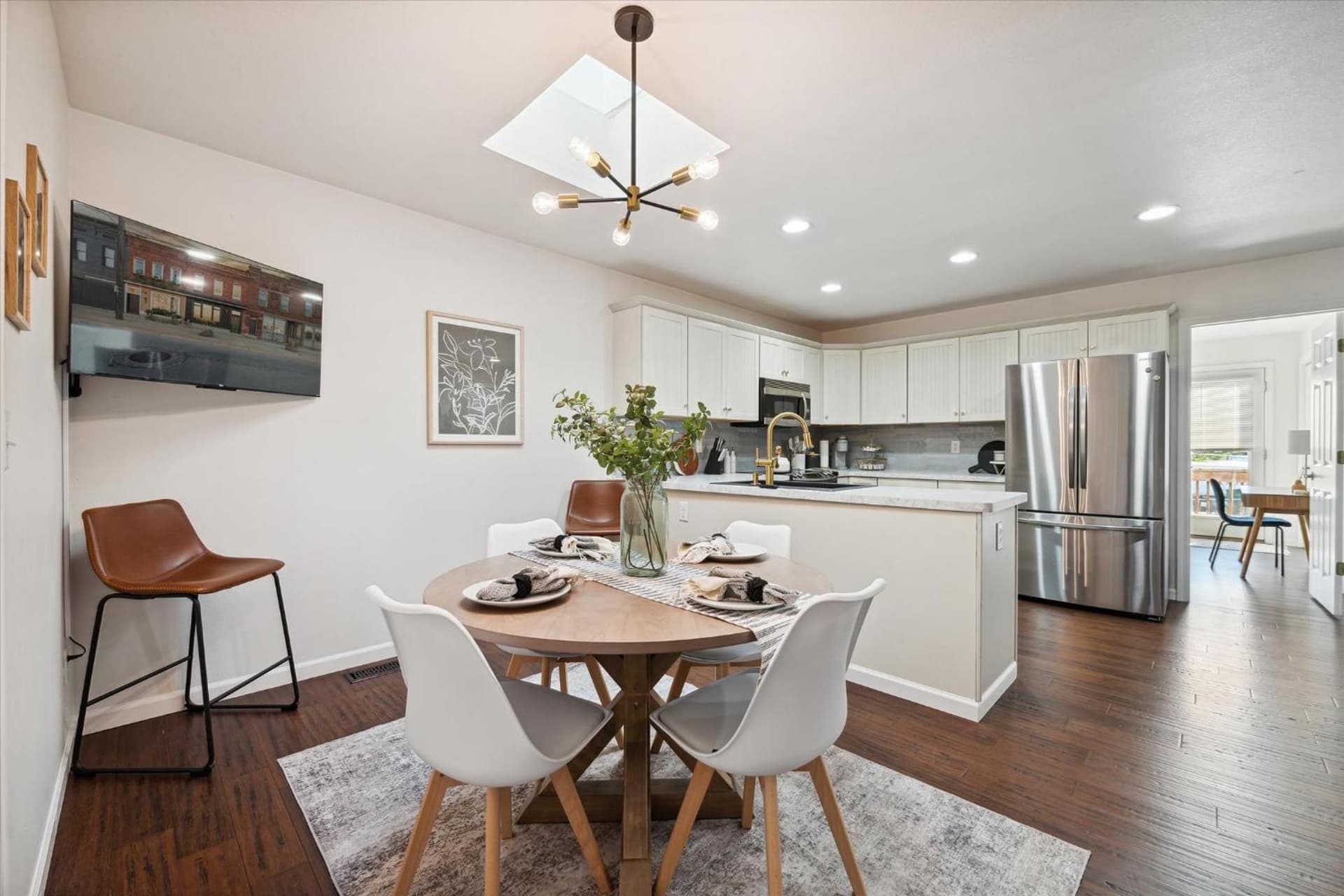 NEW! Luxury Townhome Walkable to everything Downtown Toledo has to offer! gallery photo in Toledo, OH — image 68