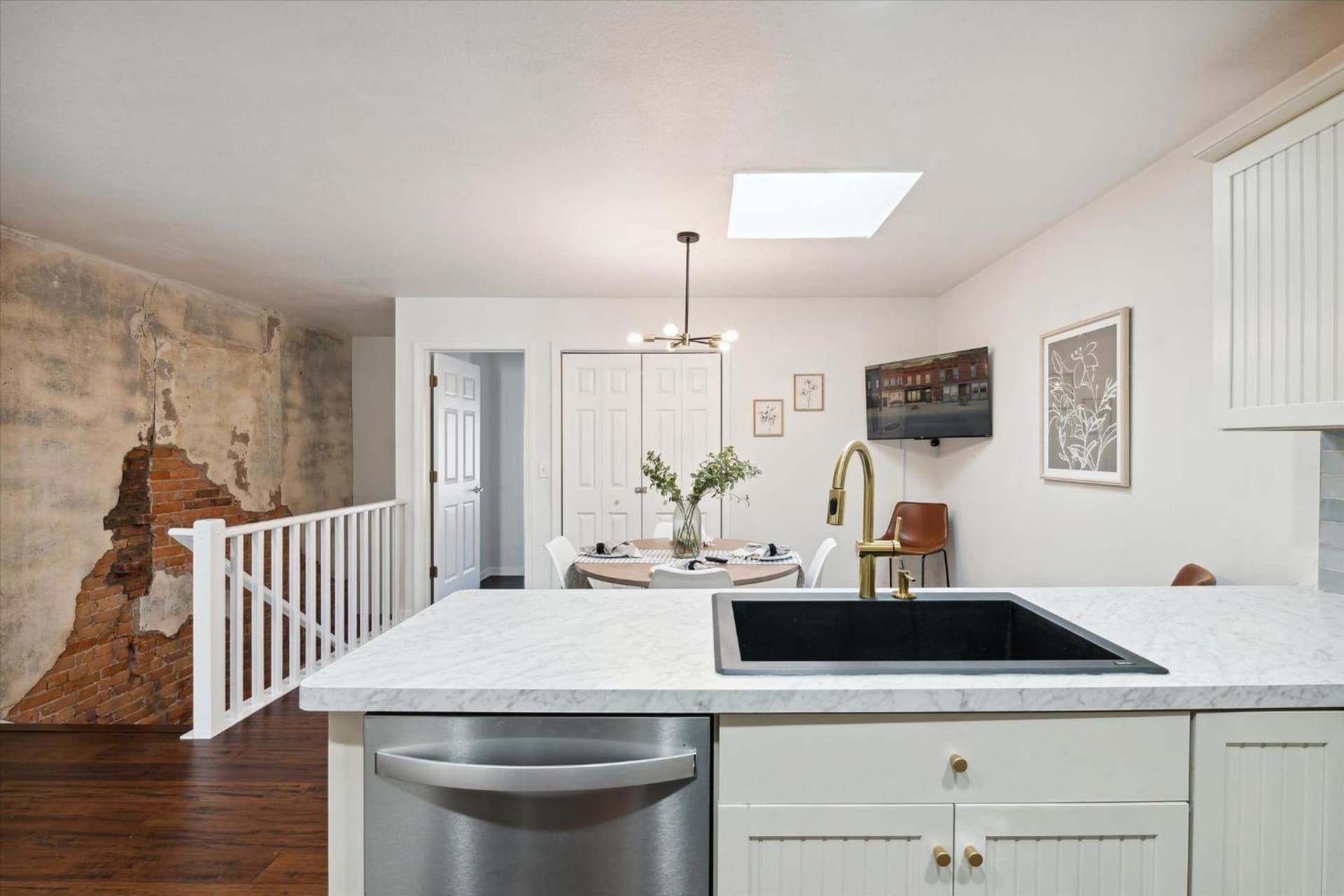 NEW! Luxury Townhome Walkable to everything Downtown Toledo has to offer! gallery photo in Toledo, OH — image 57