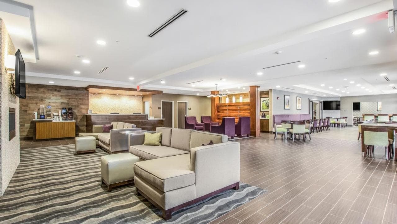 Comfort Inn Jasper South interior in Jasper, IN — gallery photo 2