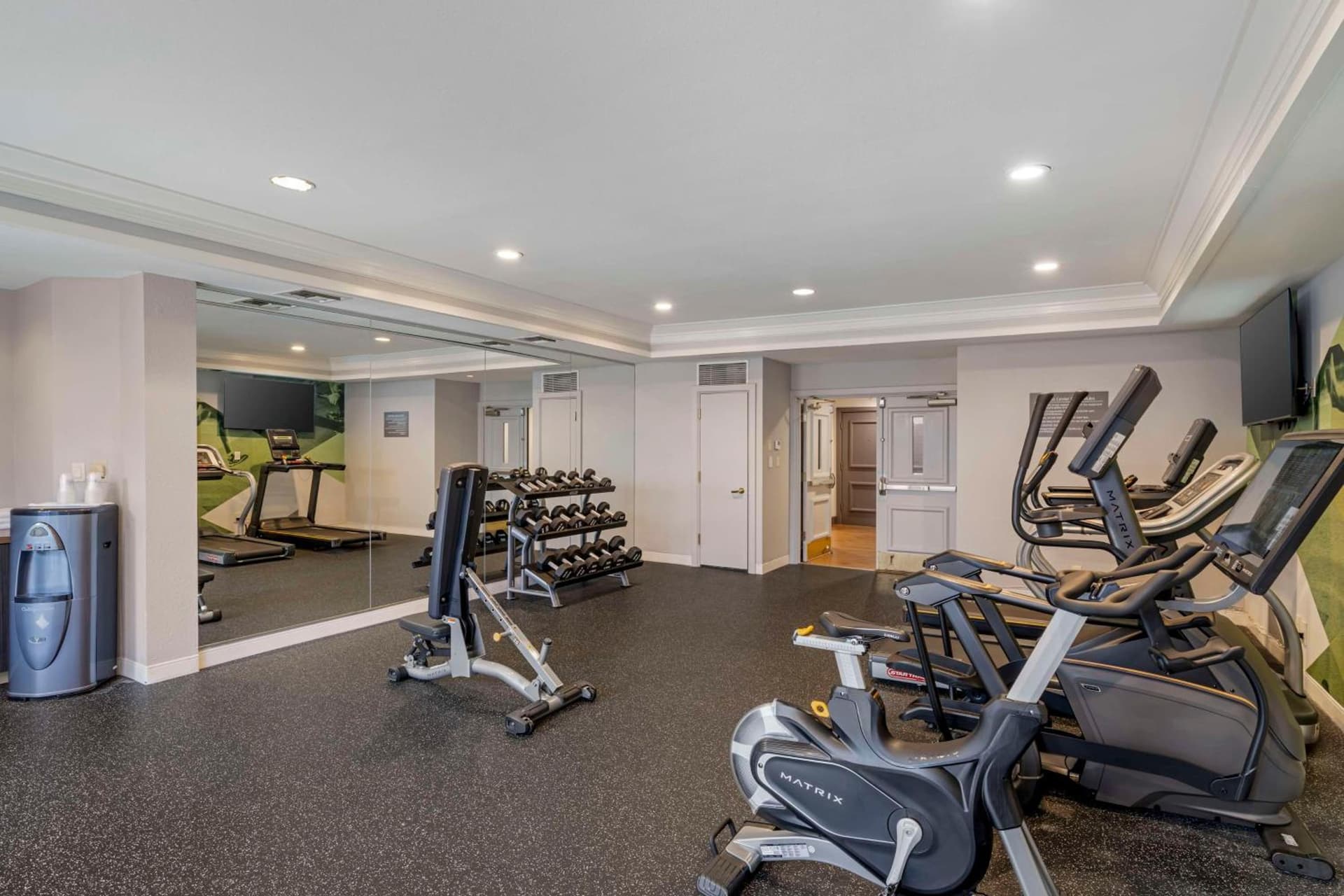 Best Western Plus Meridian Inn & Suites, Anaheim-Orange gallery photo in Orange, CA — image 37