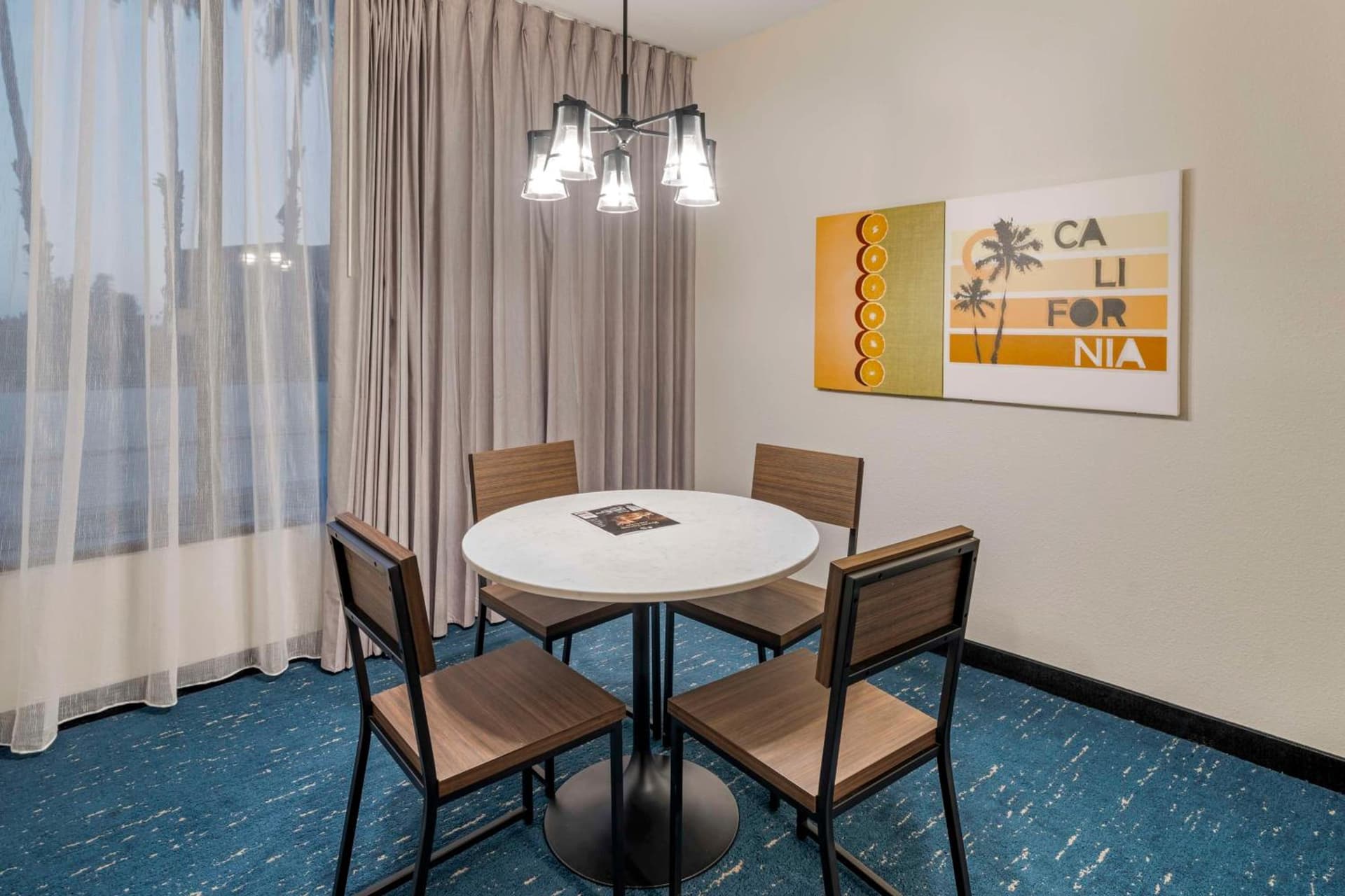 Best Western Plus Meridian Inn & Suites, Anaheim-Orange gallery photo in Orange, CA — image 36