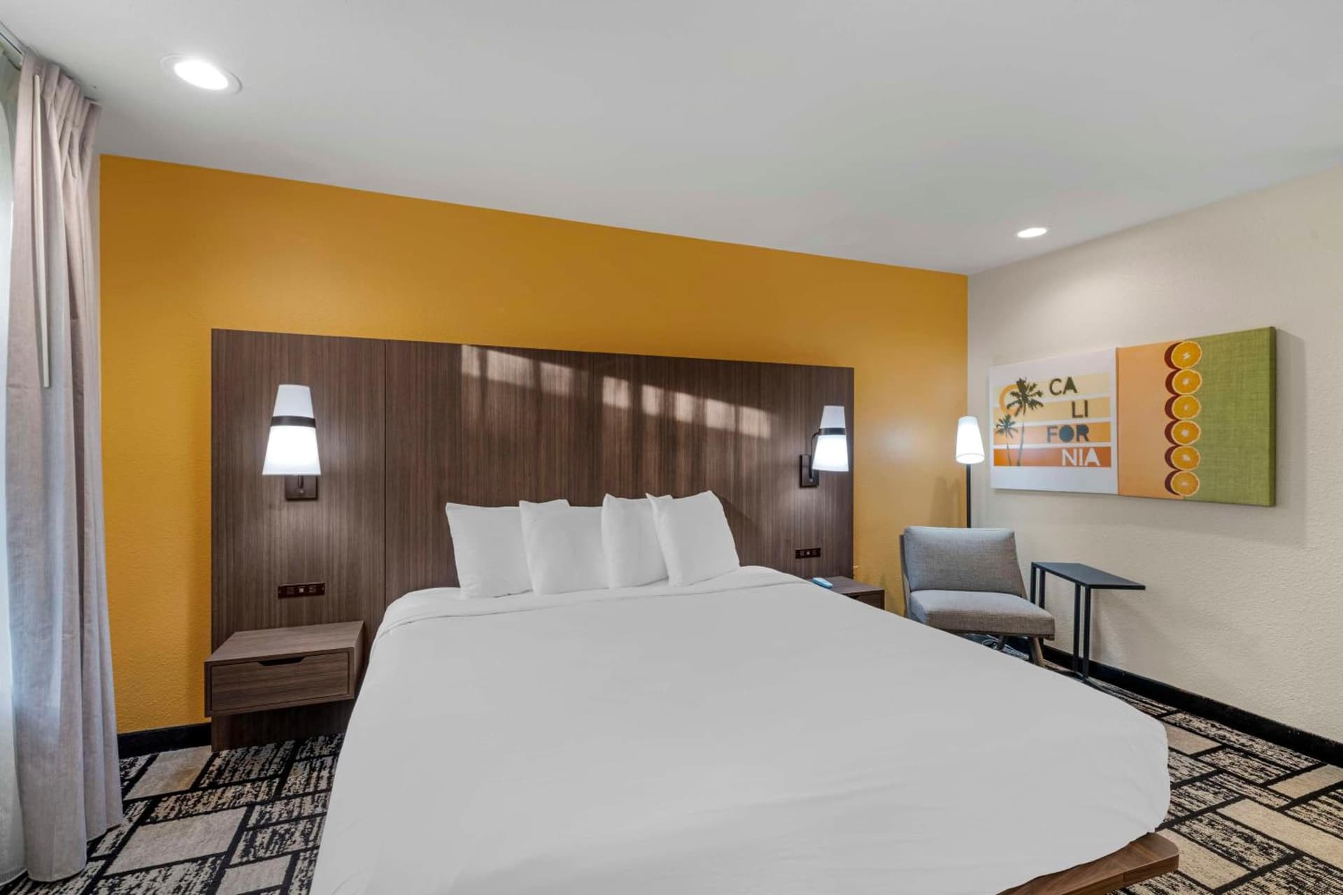 Best Western Plus Meridian Inn & Suites, Anaheim-Orange gallery photo in Orange, CA — image 55