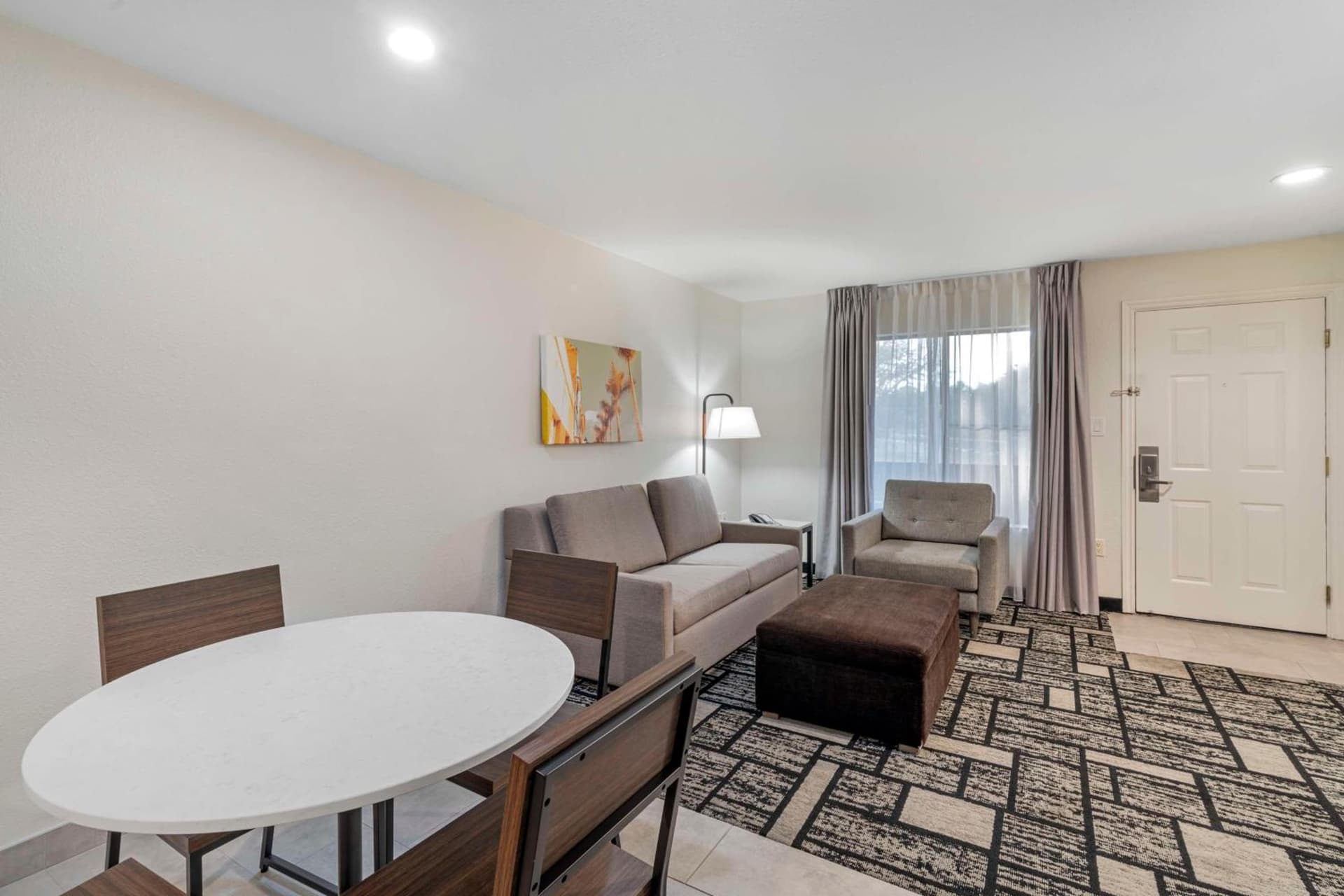 Best Western Plus Meridian Inn & Suites, Anaheim-Orange gallery photo in Orange, CA — image 29