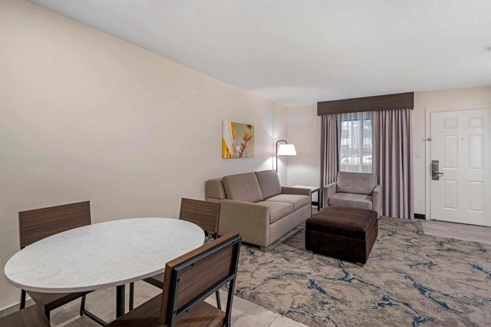 Best Western Plus Meridian Inn & Suites, Anaheim-Orange gallery photo in Orange, CA — image 48