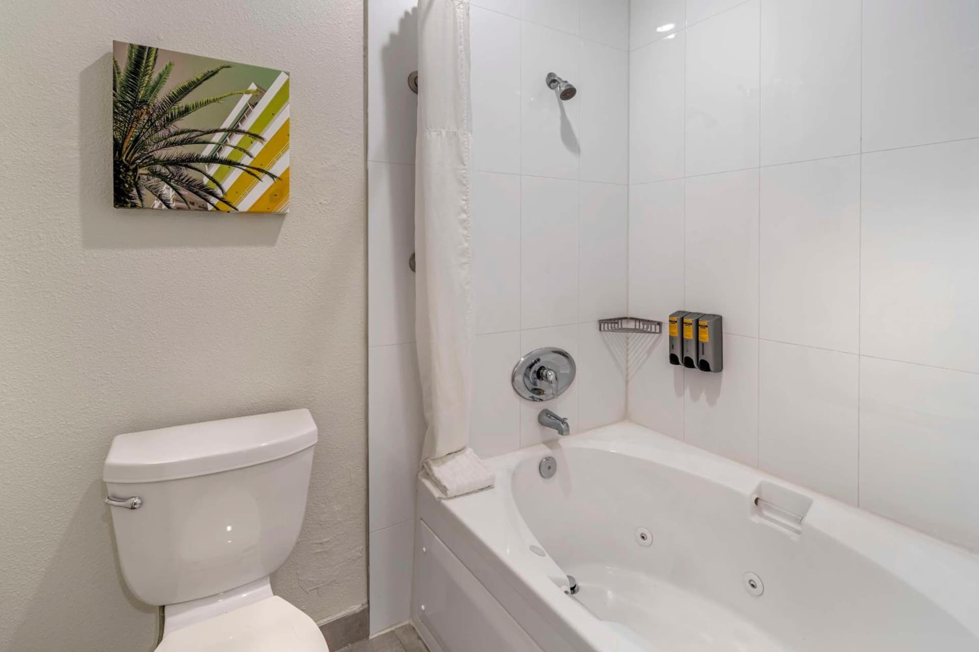 Best Western Plus Meridian Inn & Suites, Anaheim-Orange gallery photo in Orange, CA — image 52