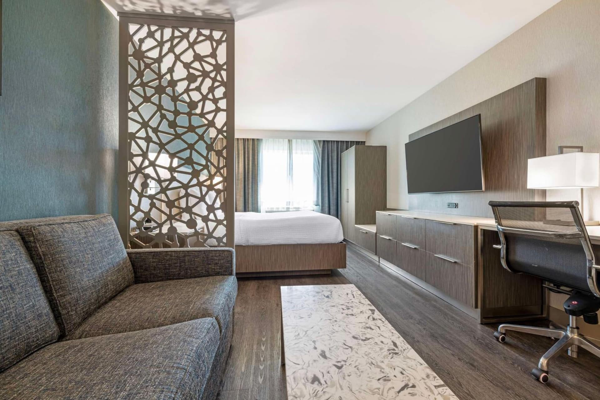 Best Western Plus Temecula Wine Country Hotel & Suites gallery photo in Temecula, CA — image 18