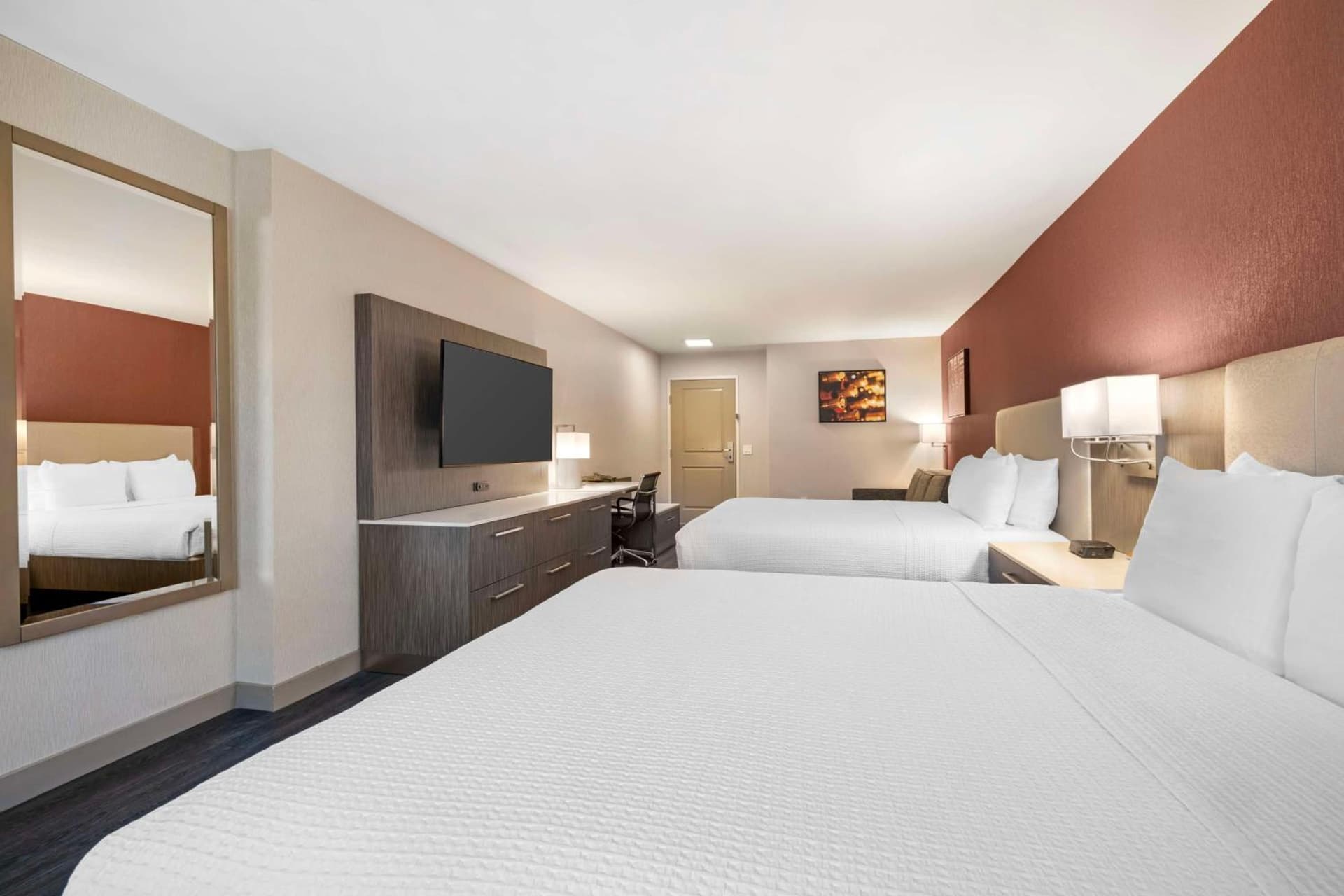 Best Western Plus Temecula Wine Country Hotel & Suites gallery photo in Temecula, CA — image 19