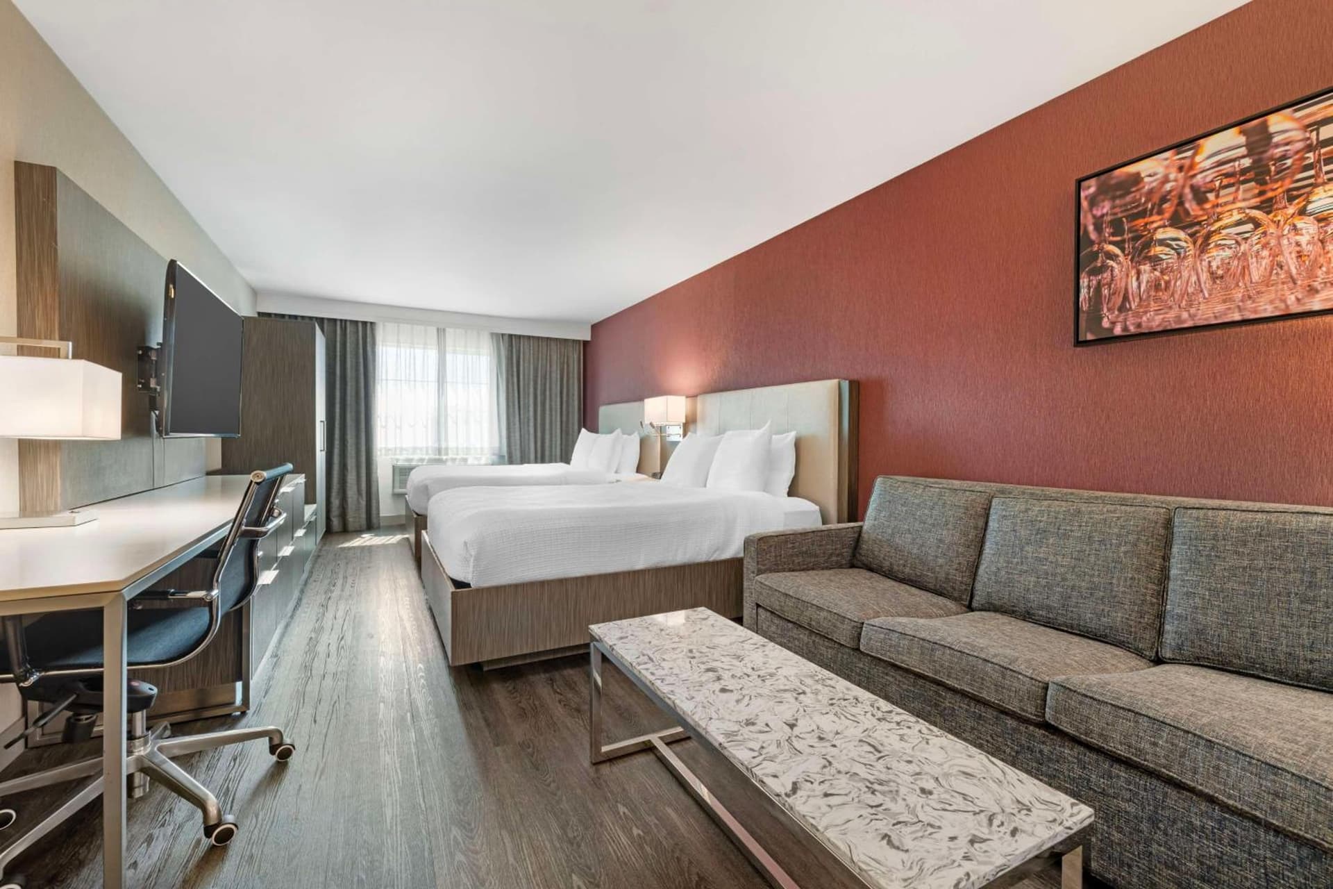 Best Western Plus Temecula Wine Country Hotel & Suites gallery photo in Temecula, CA — image 8