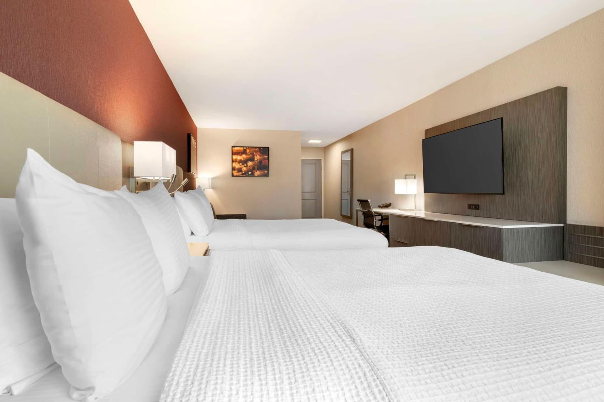 Best Western Plus Temecula Wine Country Hotel & Suites gallery photo in Temecula, CA — image 30