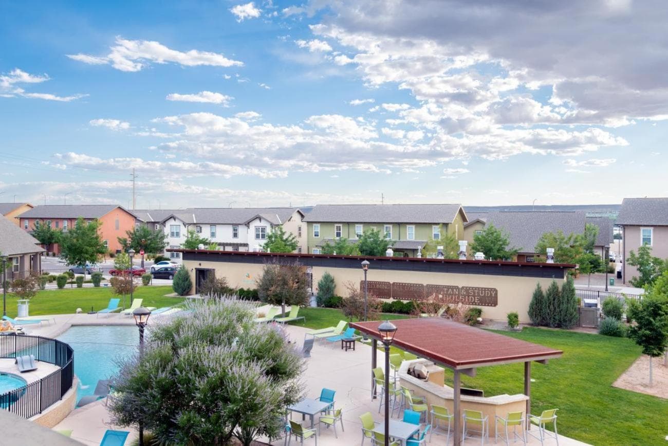 Diamond Elite Luxury Homes interior in Albuquerque, NM — gallery photo 2