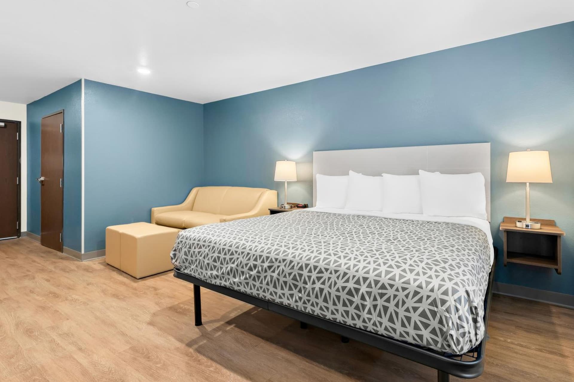 WoodSpring Suites Billings gallery photo in Billings, MT — image 7