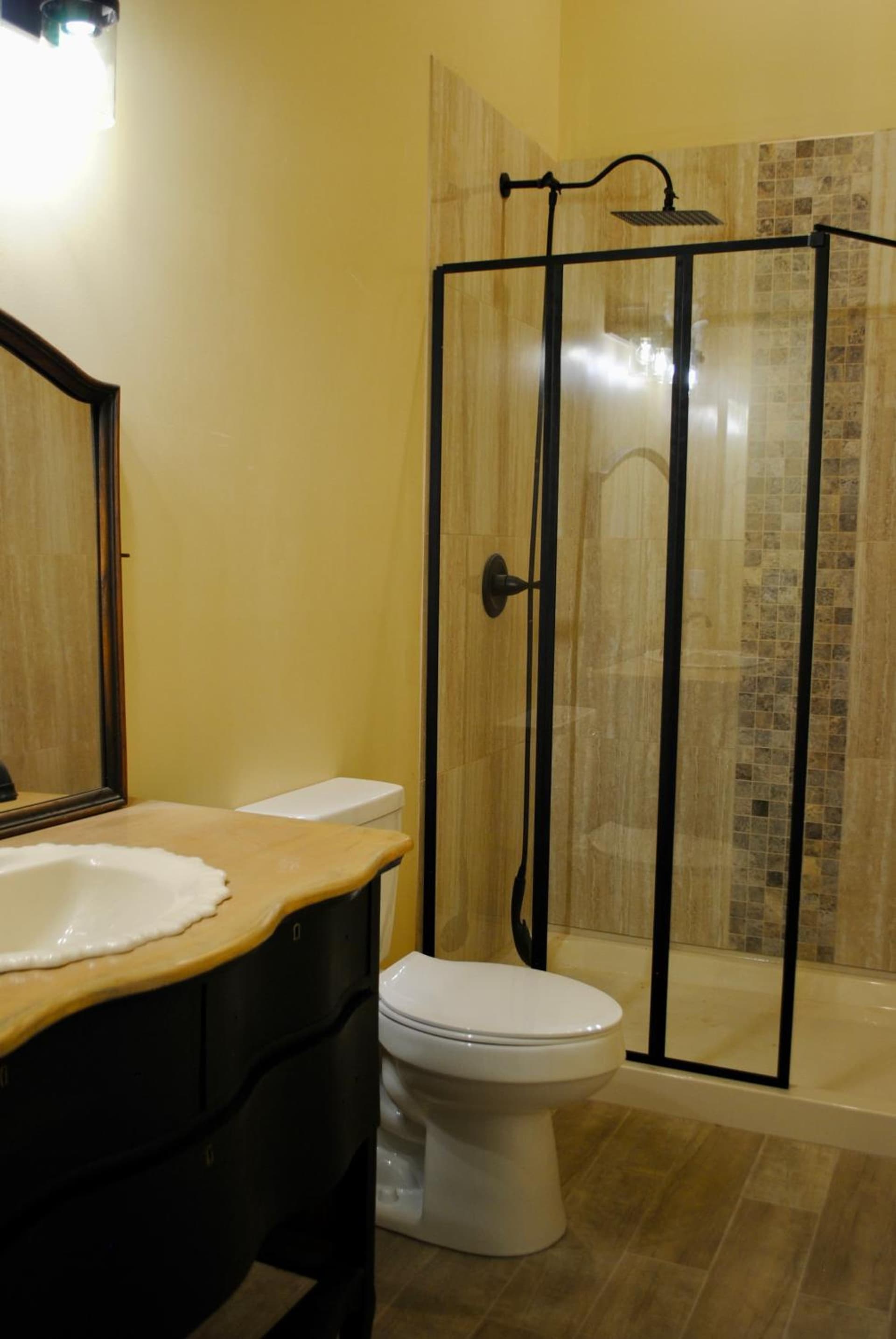 Magistate Room The Lodge interior in Jefferson City, TN — gallery photo 2