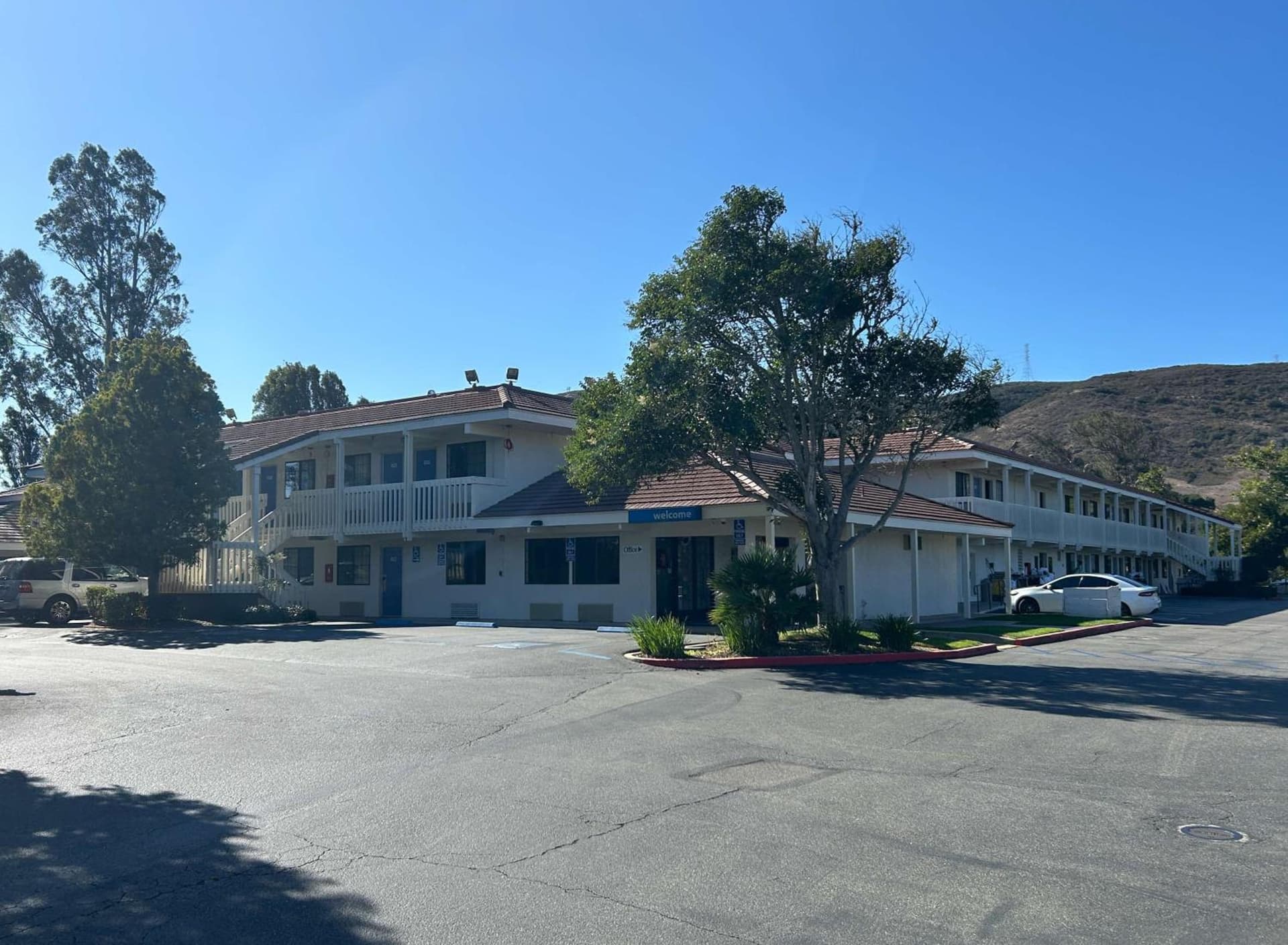 Studio 6 San Luis Obispo, CA South property views in San Luis Obispo, CA — gallery photo 3