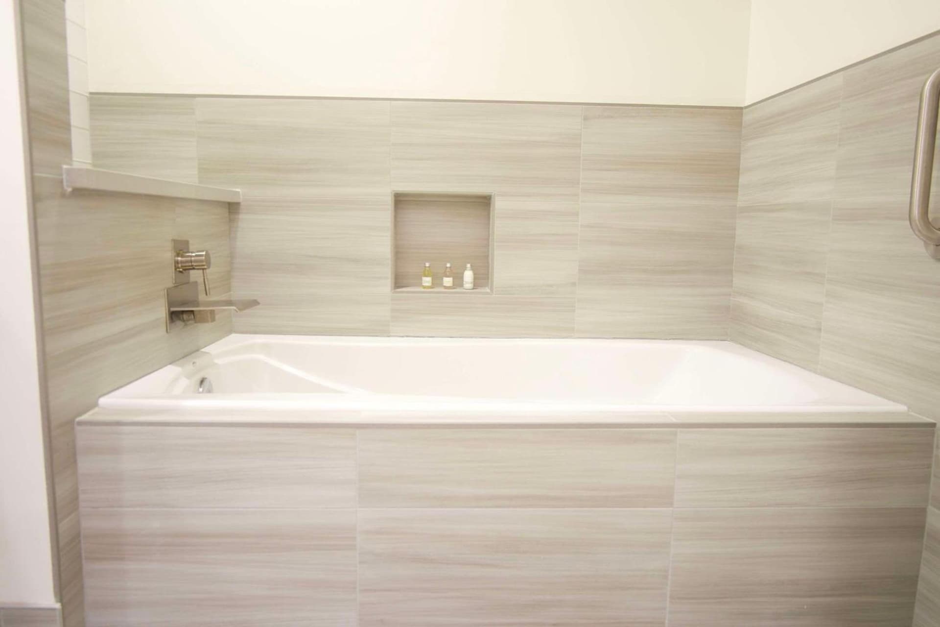 The Volare, an Ascend Collection Hotel gallery photo in San Clemente, CA — image 41