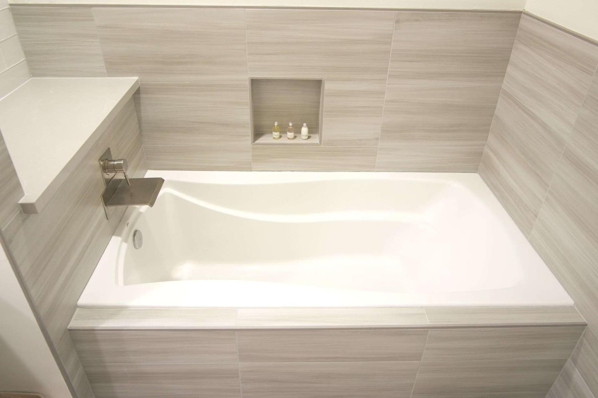 The Volare, an Ascend Collection Hotel gallery photo in San Clemente, CA — image 62