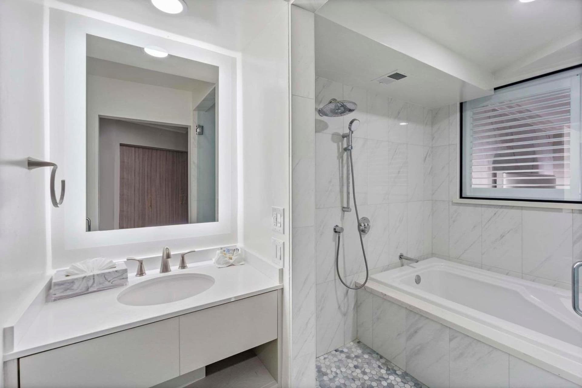 The Volare, an Ascend Collection Hotel gallery photo in San Clemente, CA — image 50