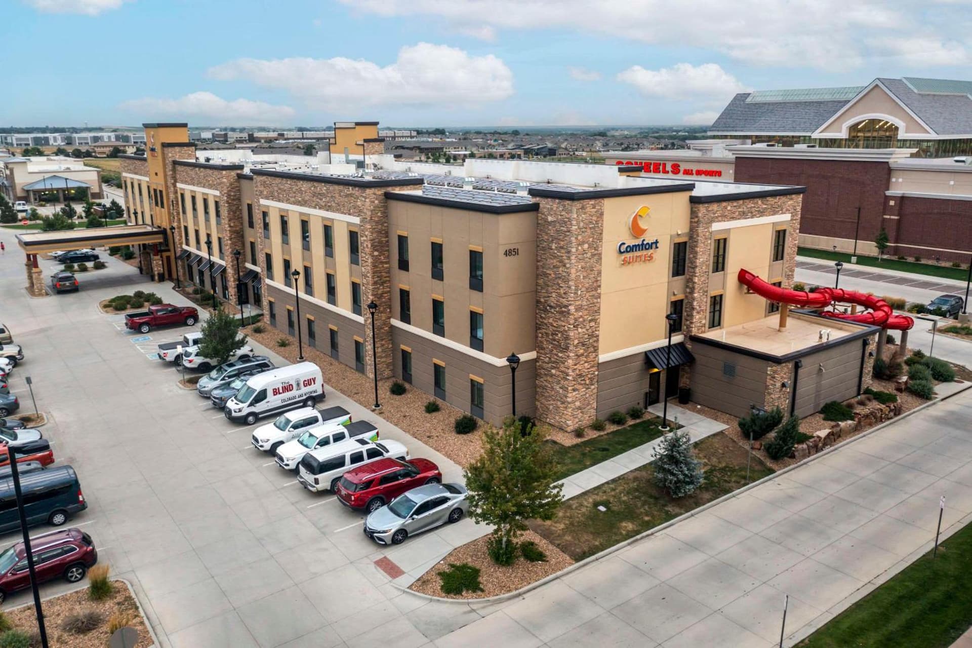 Comfort Suites Loveland gallery photo in Loveland, CO — image 17