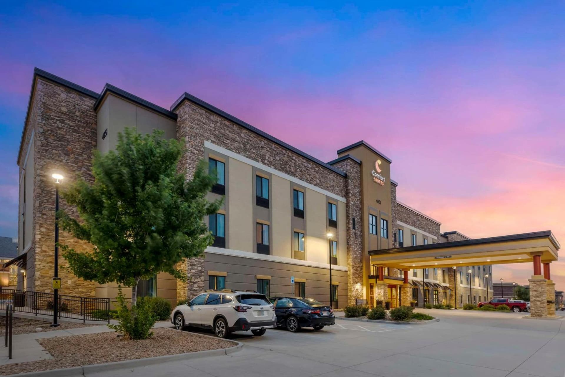Comfort Suites Loveland gallery photo in Loveland, CO — image 20