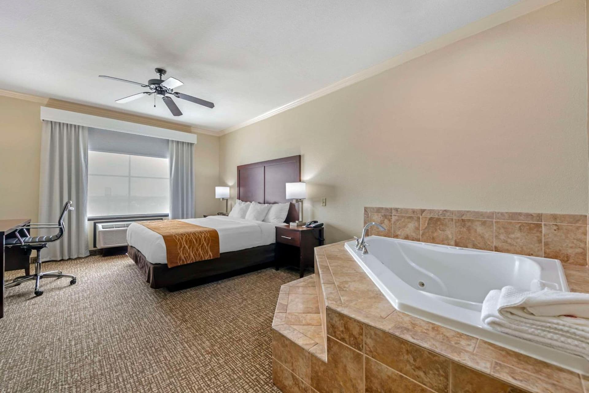 Comfort Inn & Suites Fort Worth - Fossil Creek gallery photo in Fort Worth, TX — image 42