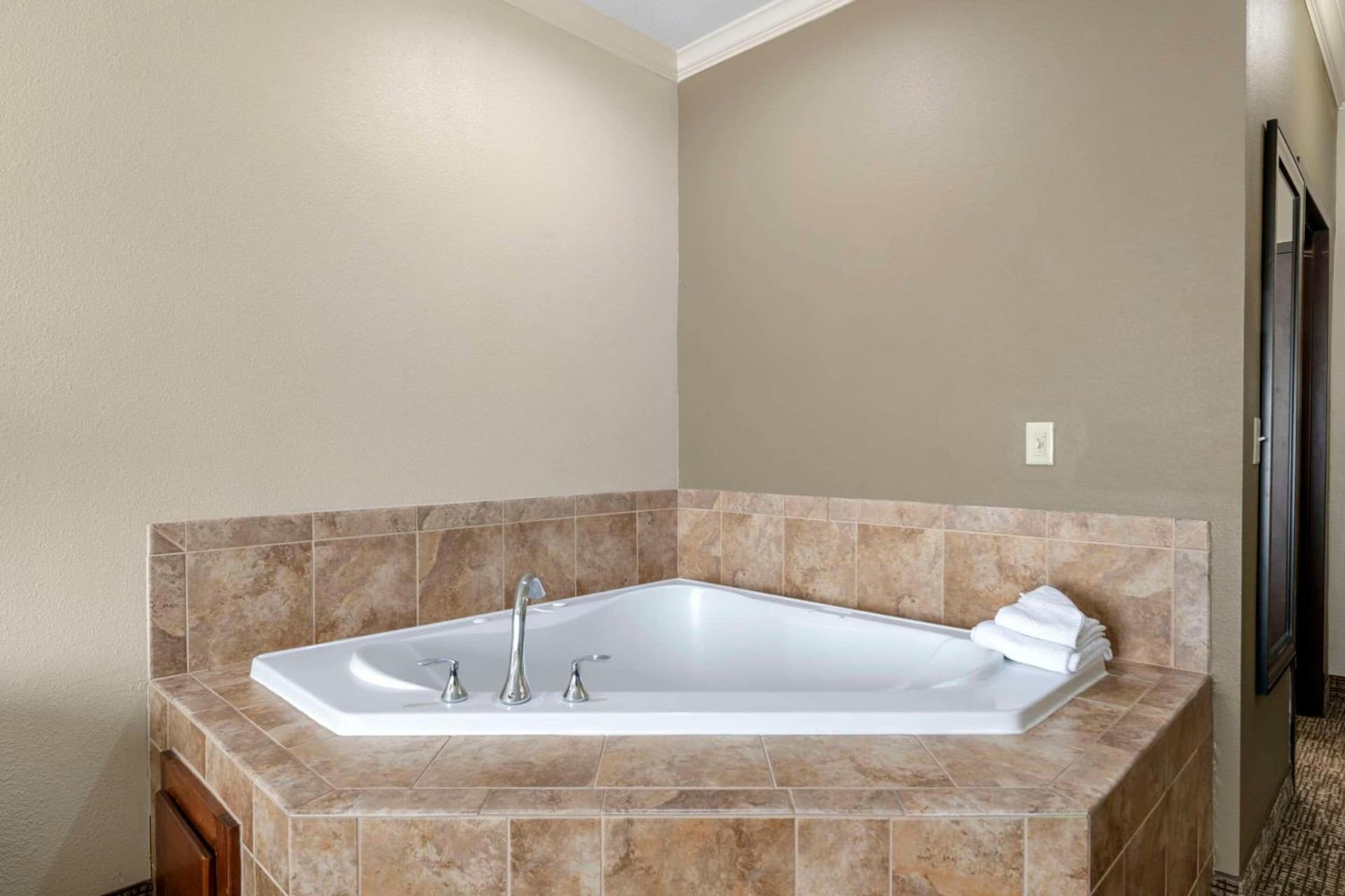Comfort Inn & Suites Fort Worth - Fossil Creek gallery photo in Fort Worth, TX — image 19